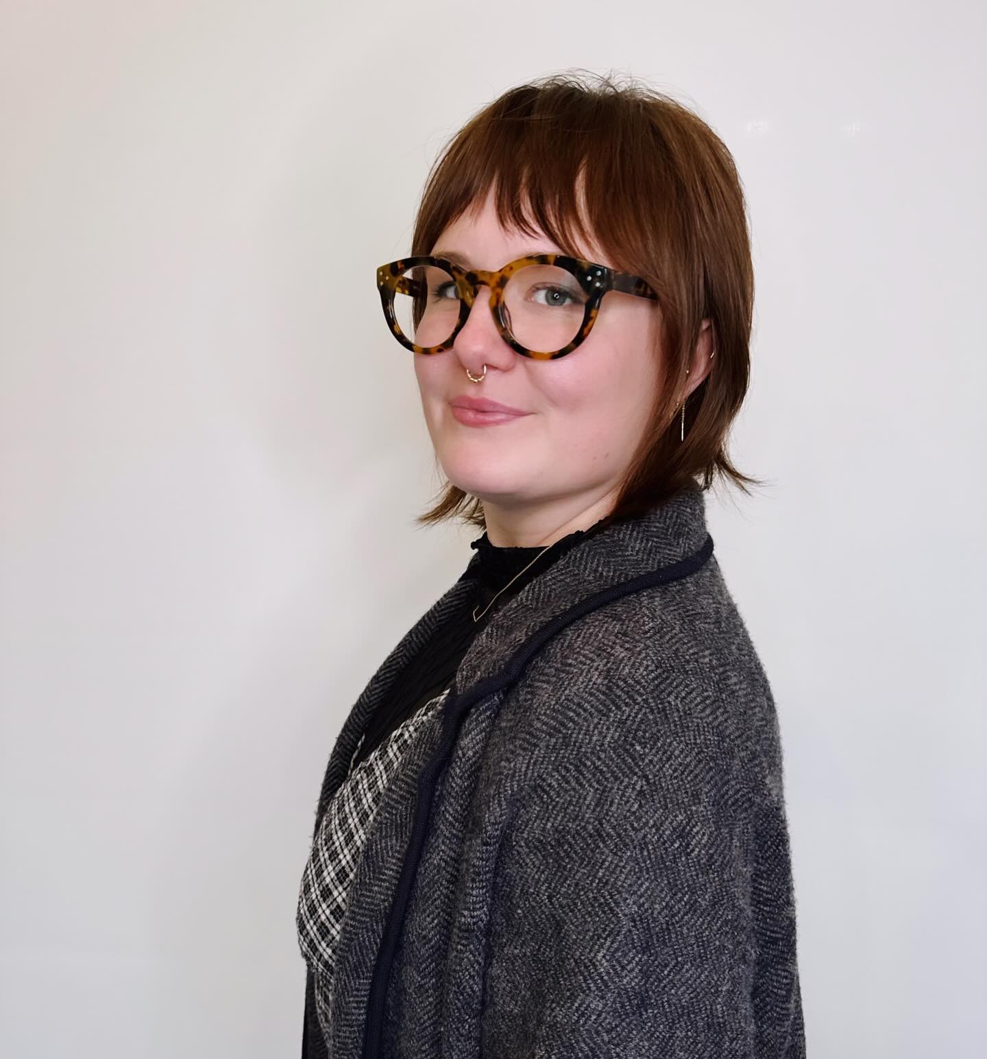 Chic Textured Bob with Subtle Layers