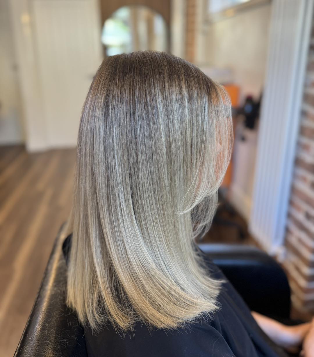 Softly Blended Ash Blonde Lob with Subtle Layers