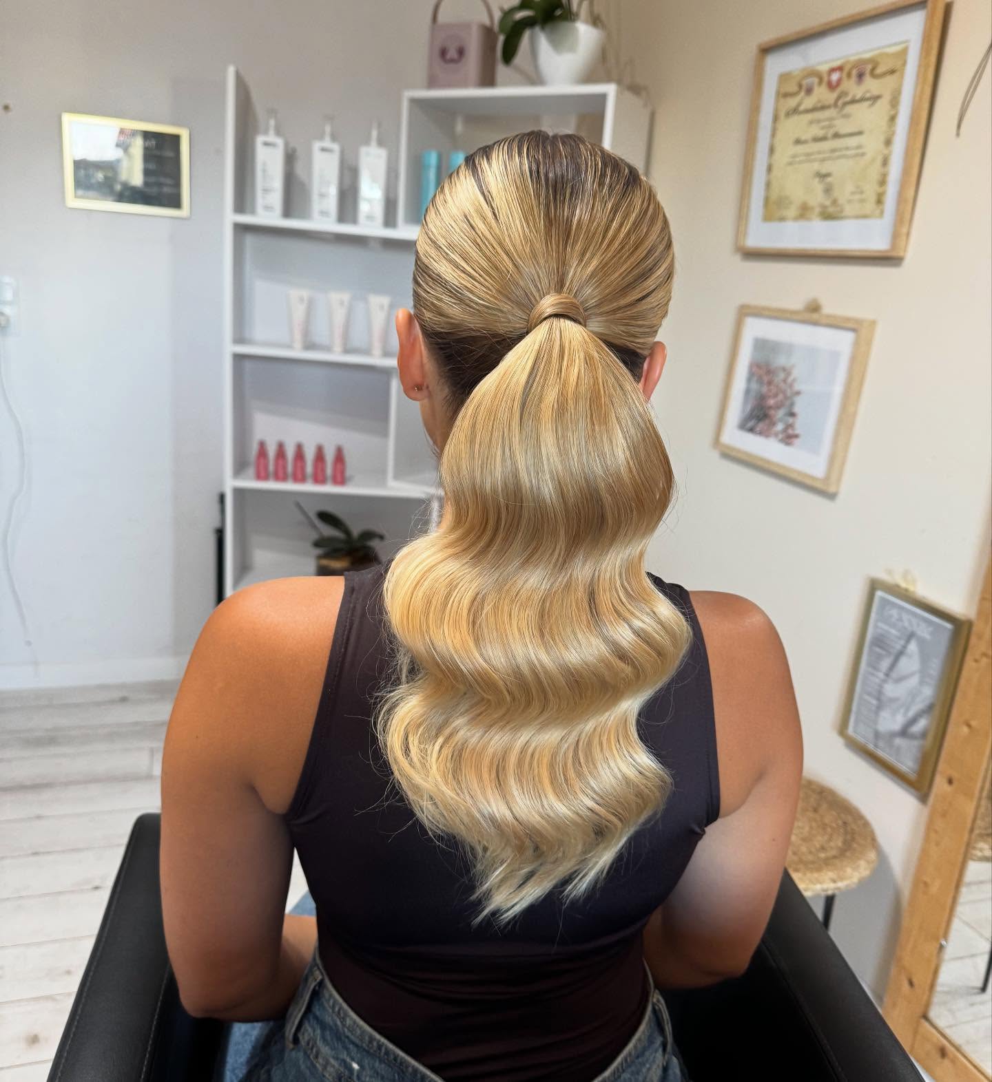 Glossy Straight Ponytail with Soft Waves