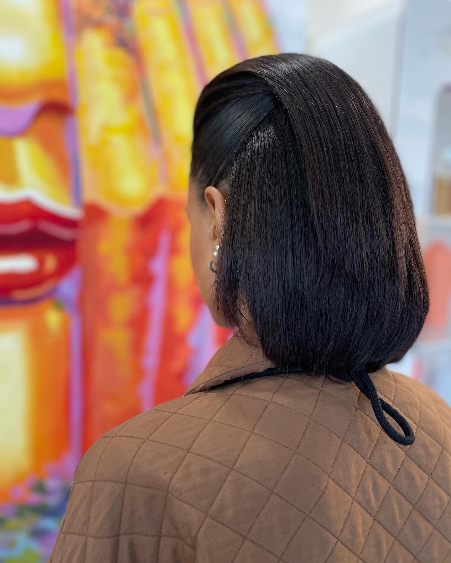 Sleek Inverted Bob with Textured Side Panel