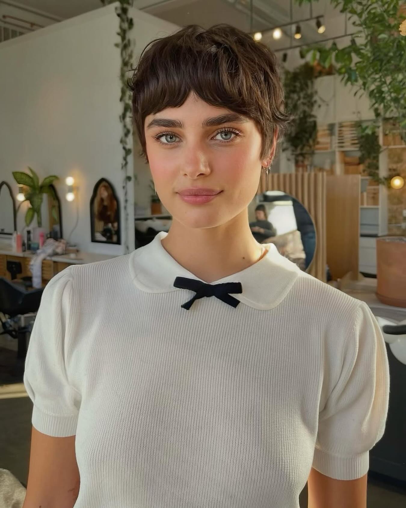 Chic Textured Pixie Cut with Delicate Bangs