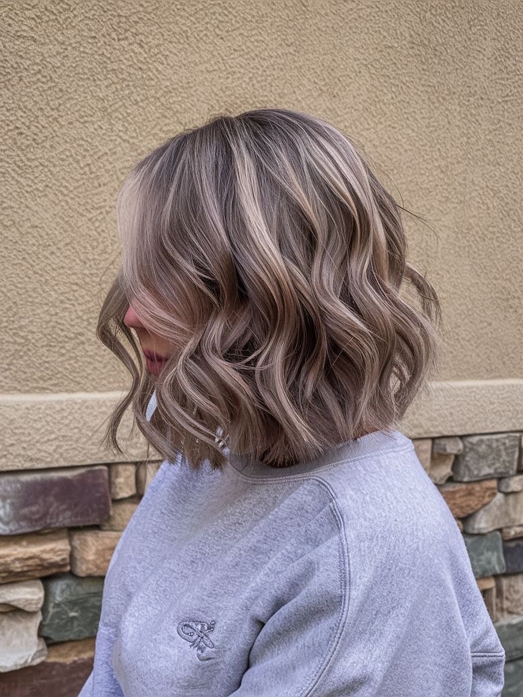 Modern Ashy Brunette Lob with Soft Waves
