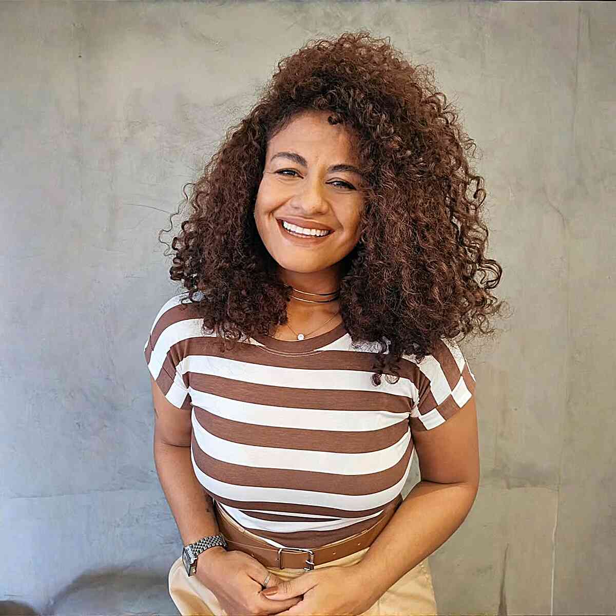 Voluminous Curly Bob with Defined Curls