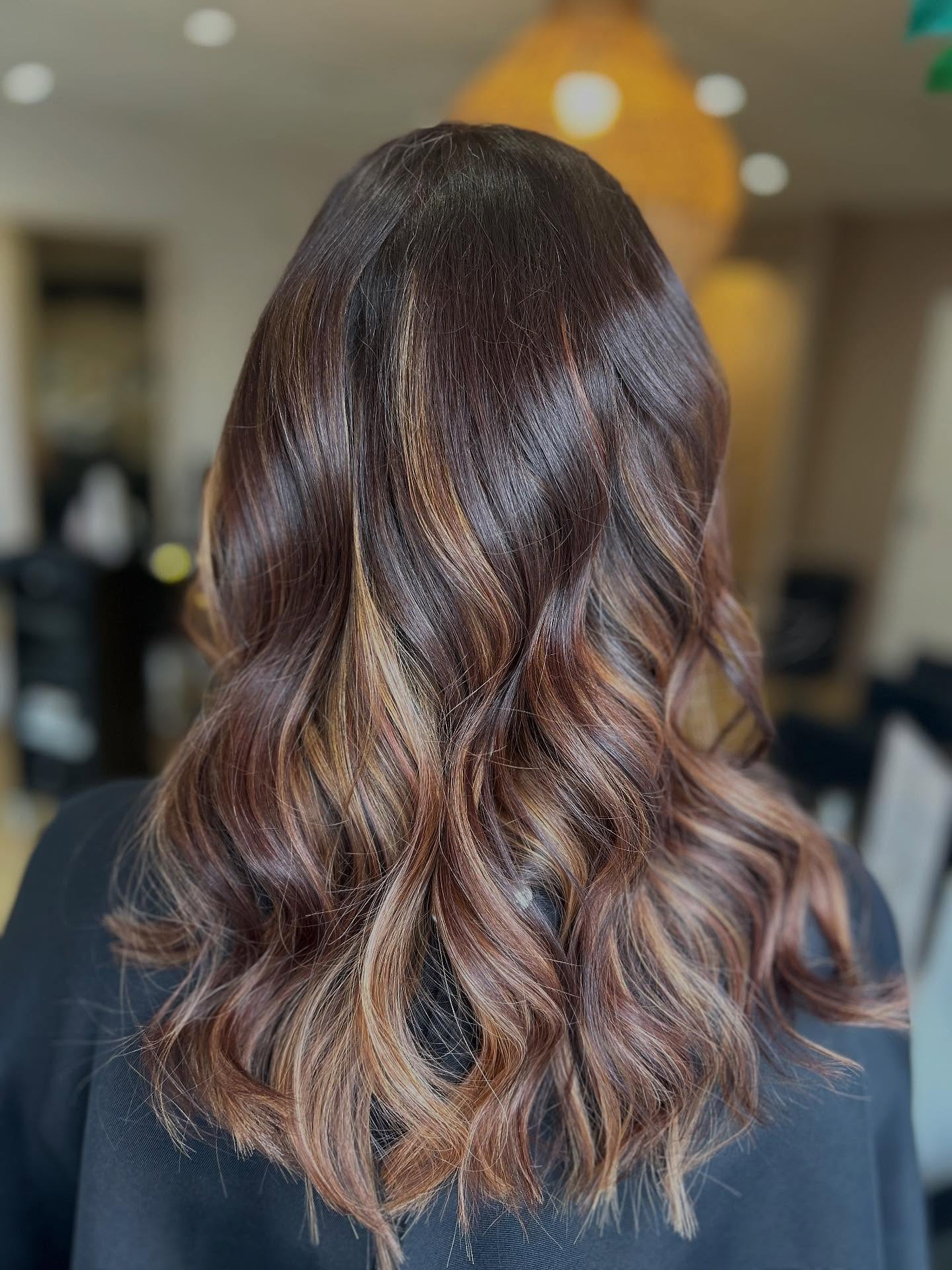 Warm Caramel Balayage with Soft Waves