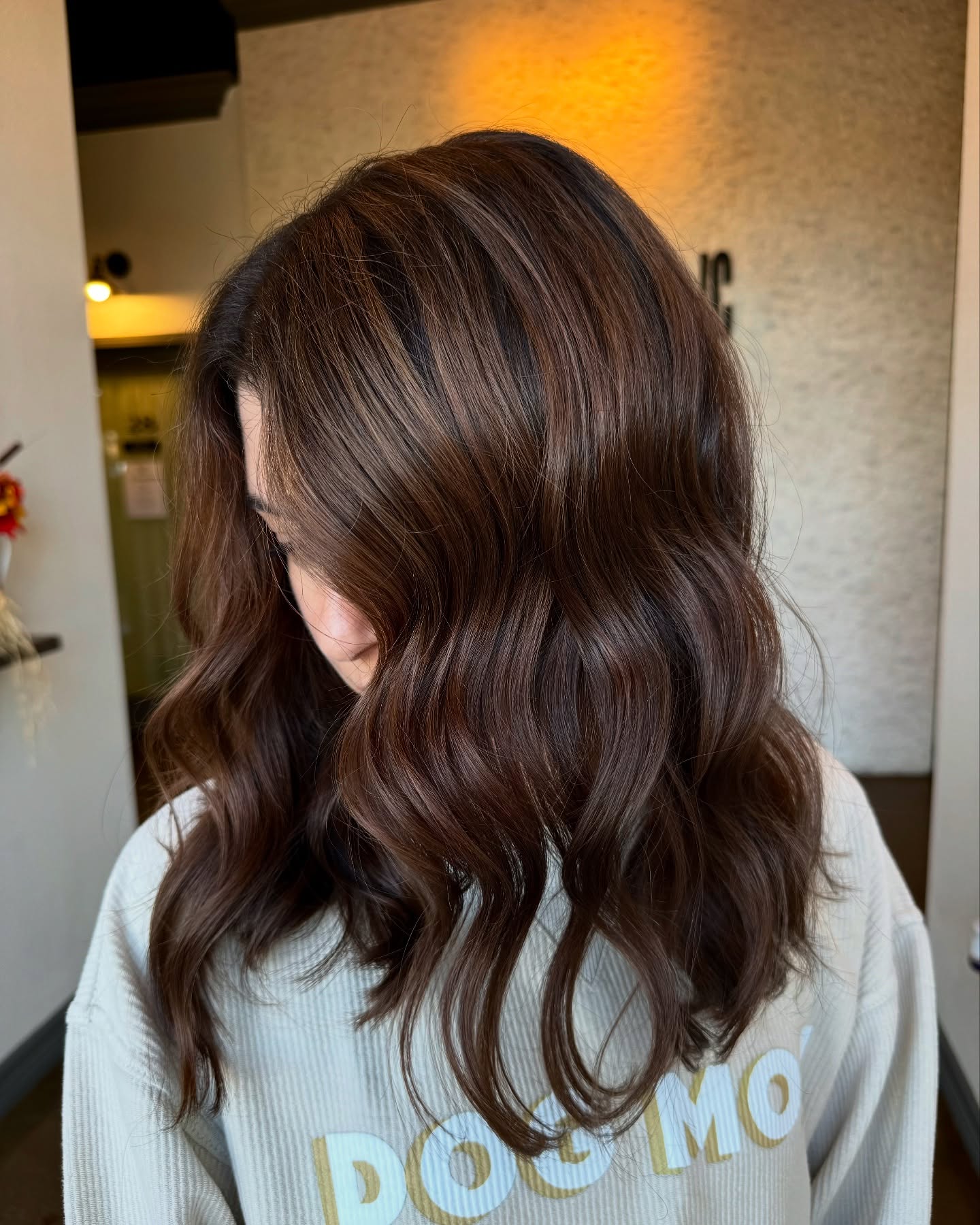 Warm Chestnut Waves with Subtle Highlights
