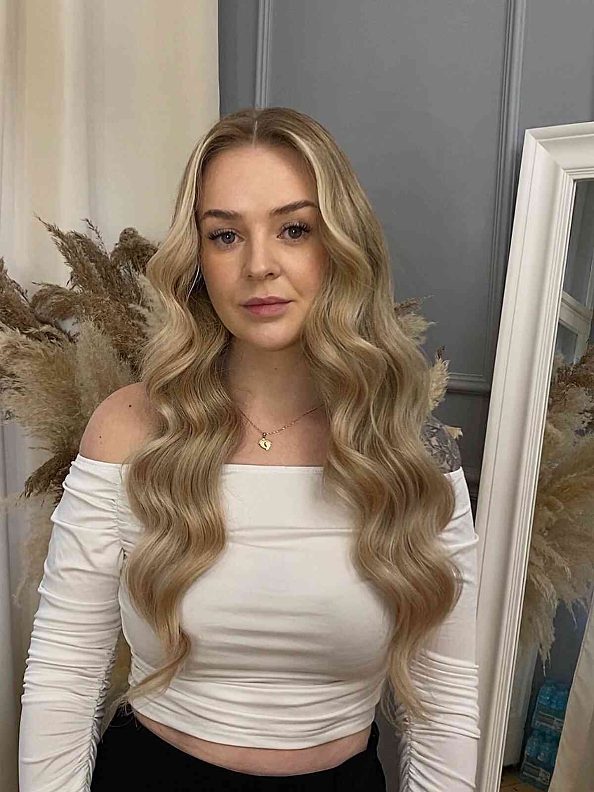 Glamorous Long Beachy Waves