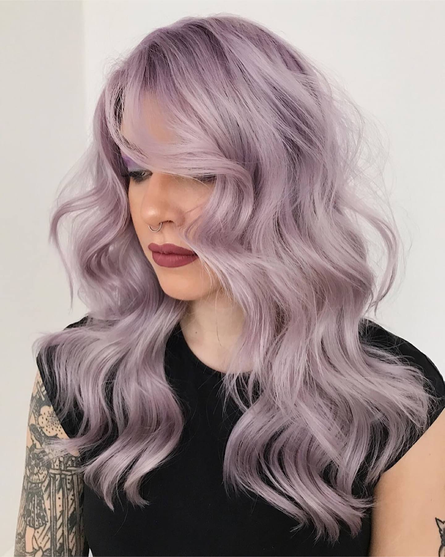 Soft Lavender Waves with Subtle Dimension