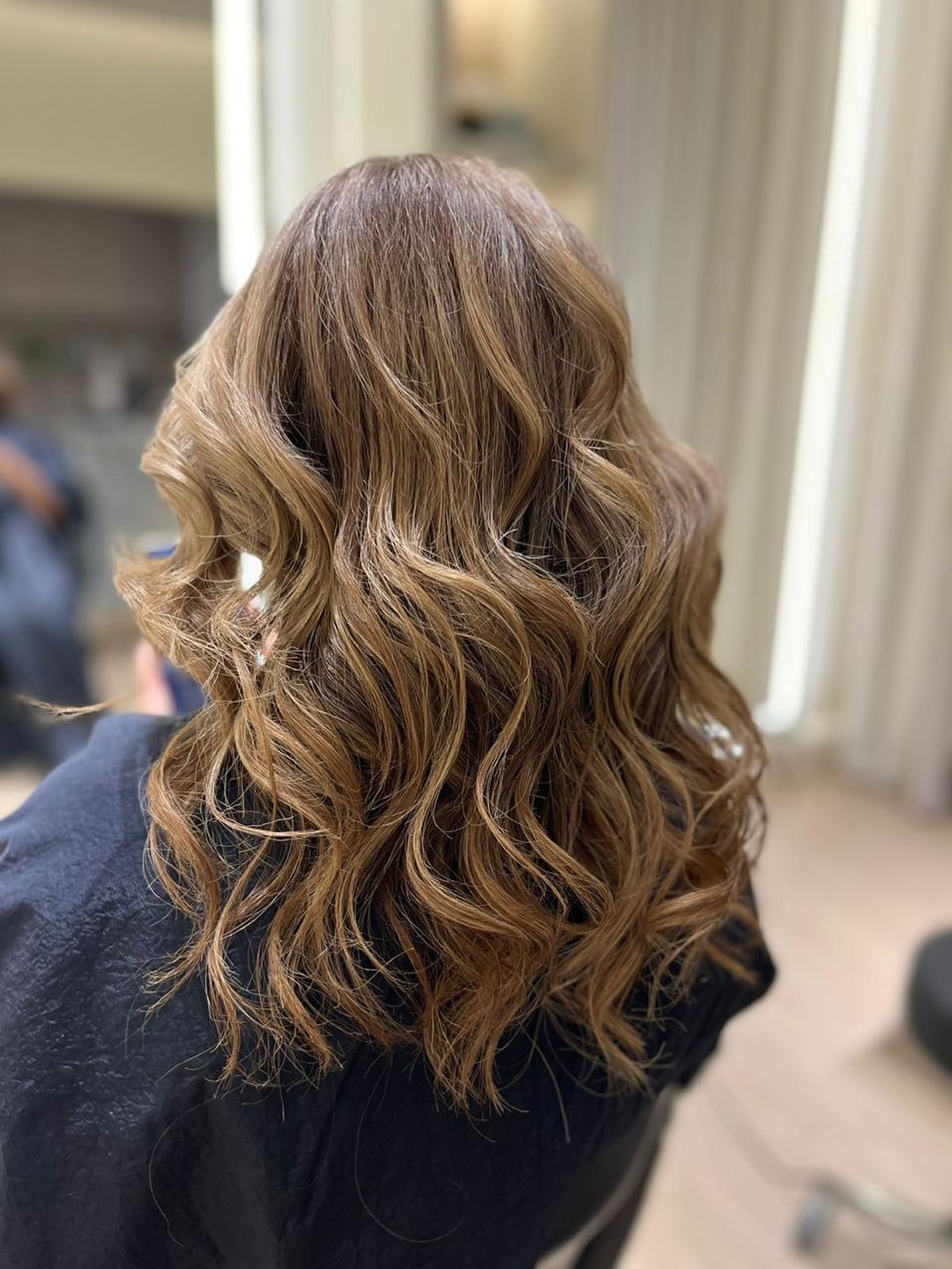 Chic Long Wavy Cut with Soft Voluminous Layers