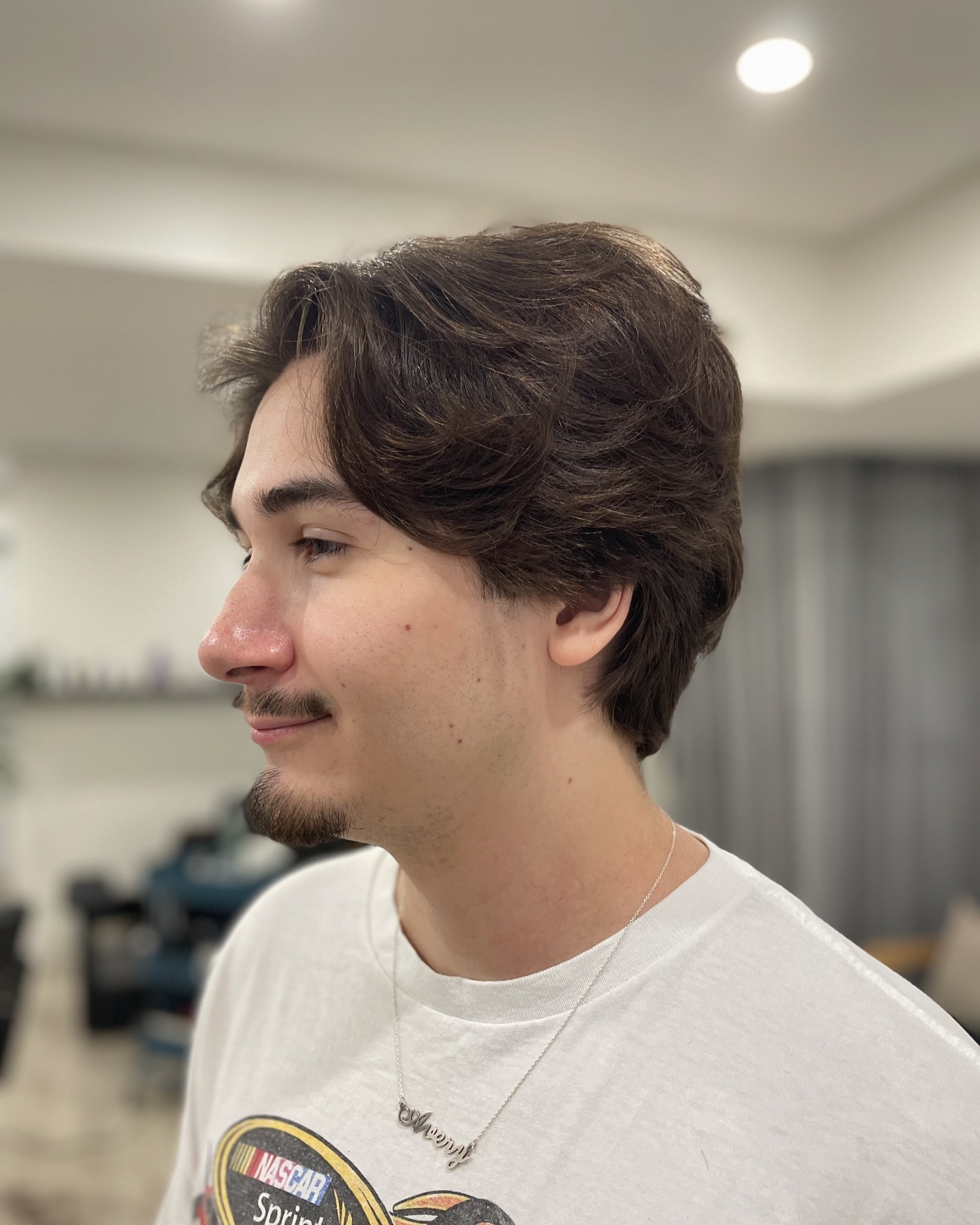 Casual Wavy Layered Cut with Natural Movement