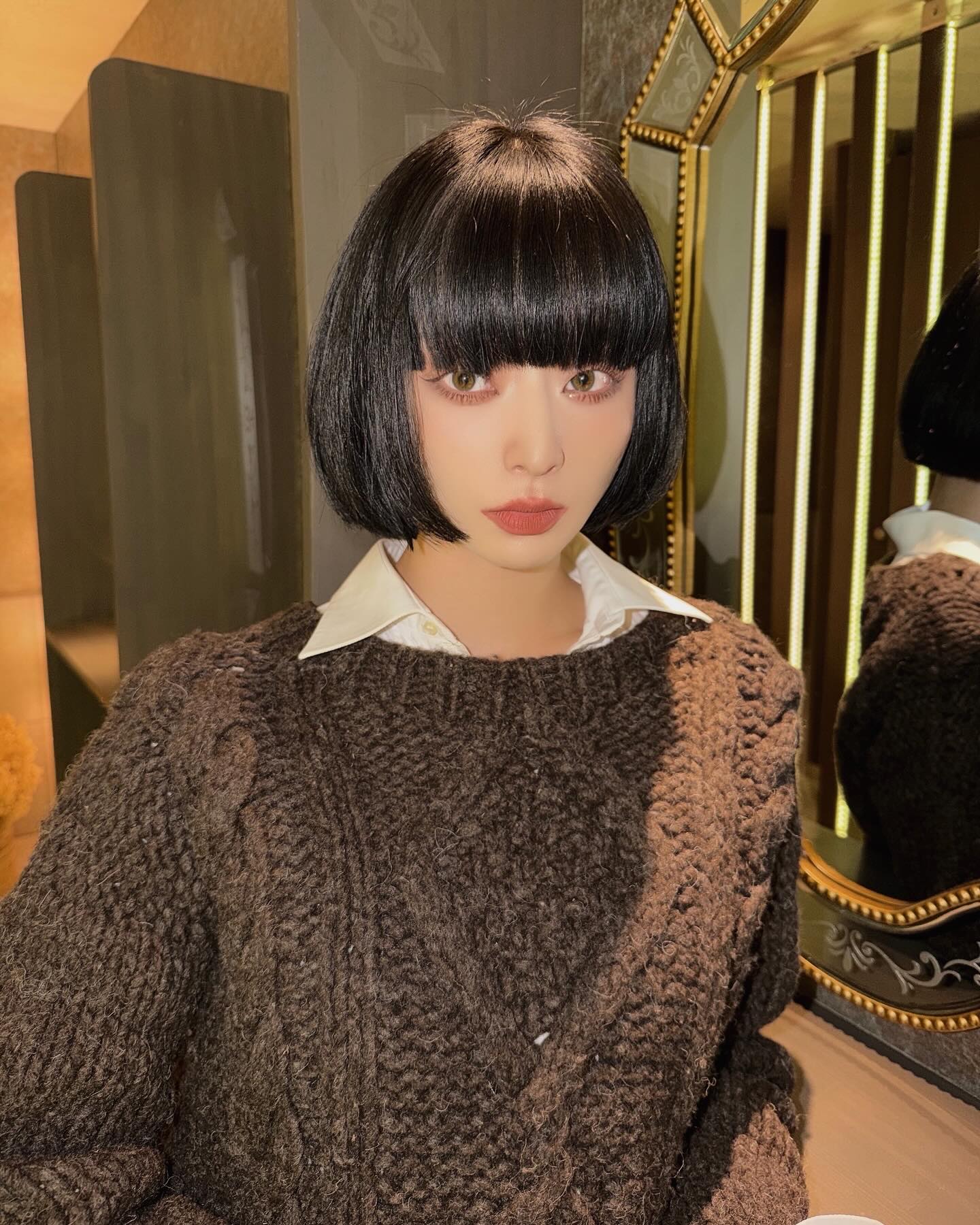 Glossy Jet-Black Bob with Precise Bangs