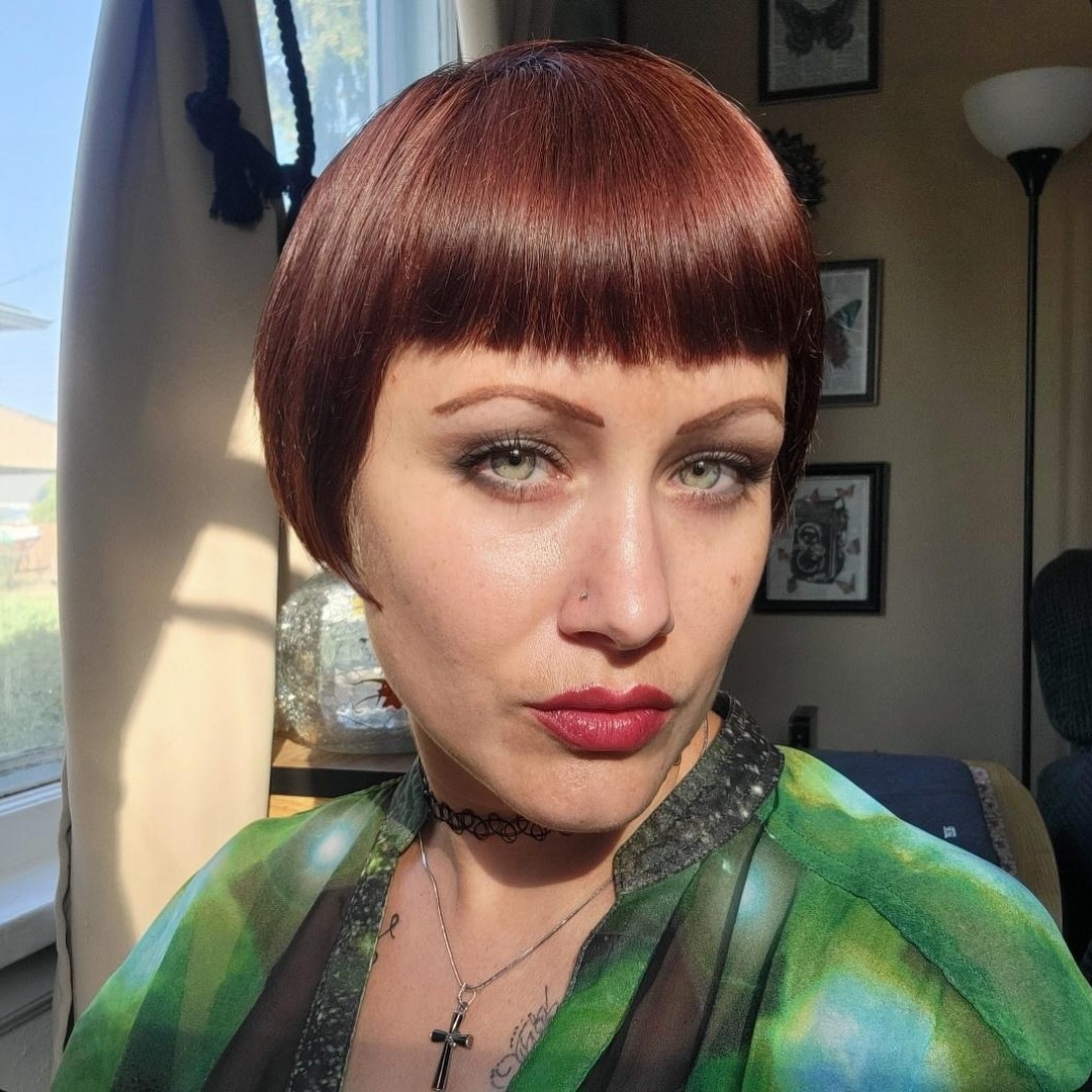 Rich Auburn Bowl Cut with Full Fringe