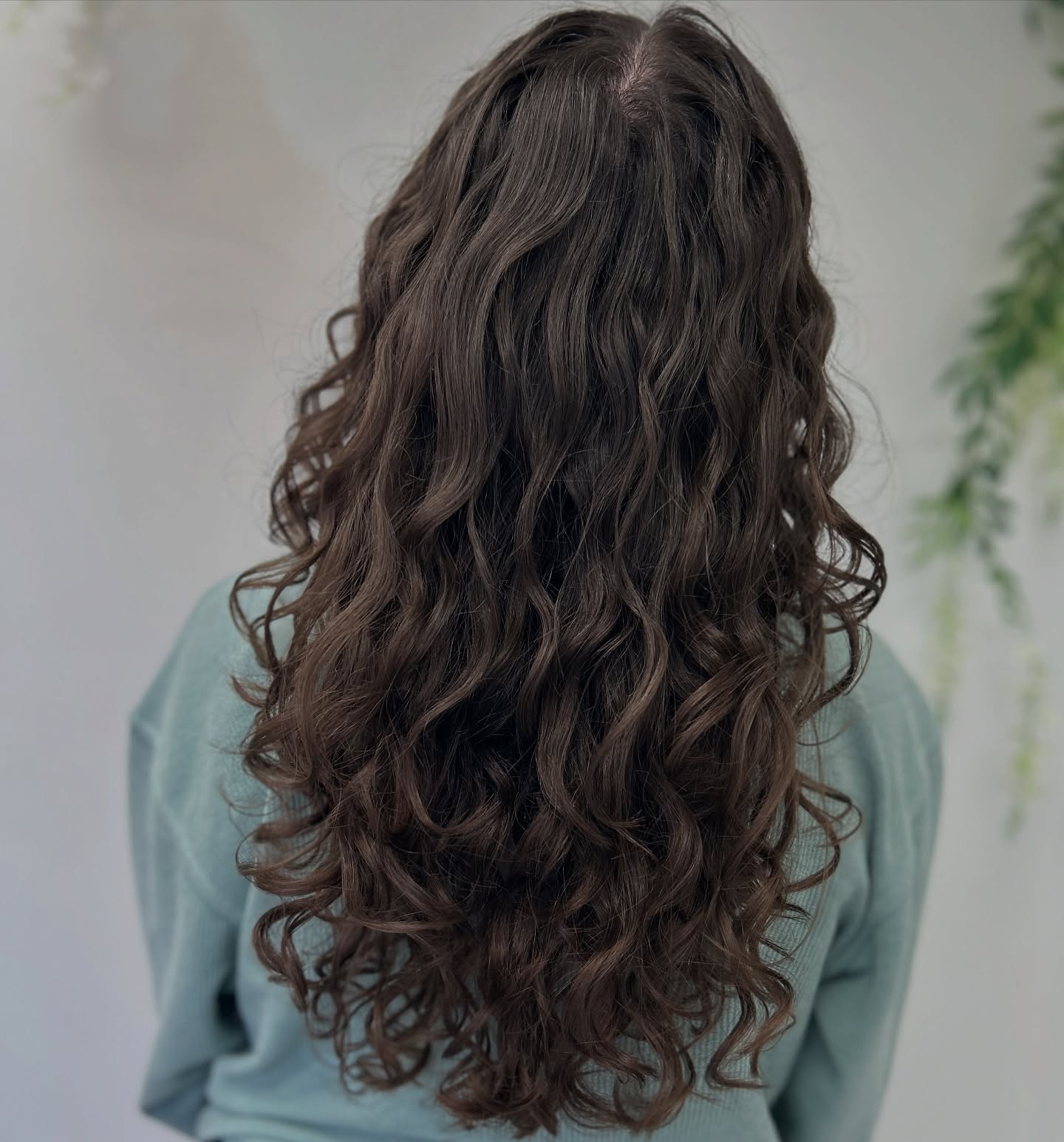 Textured Long Layers with Defined Curls