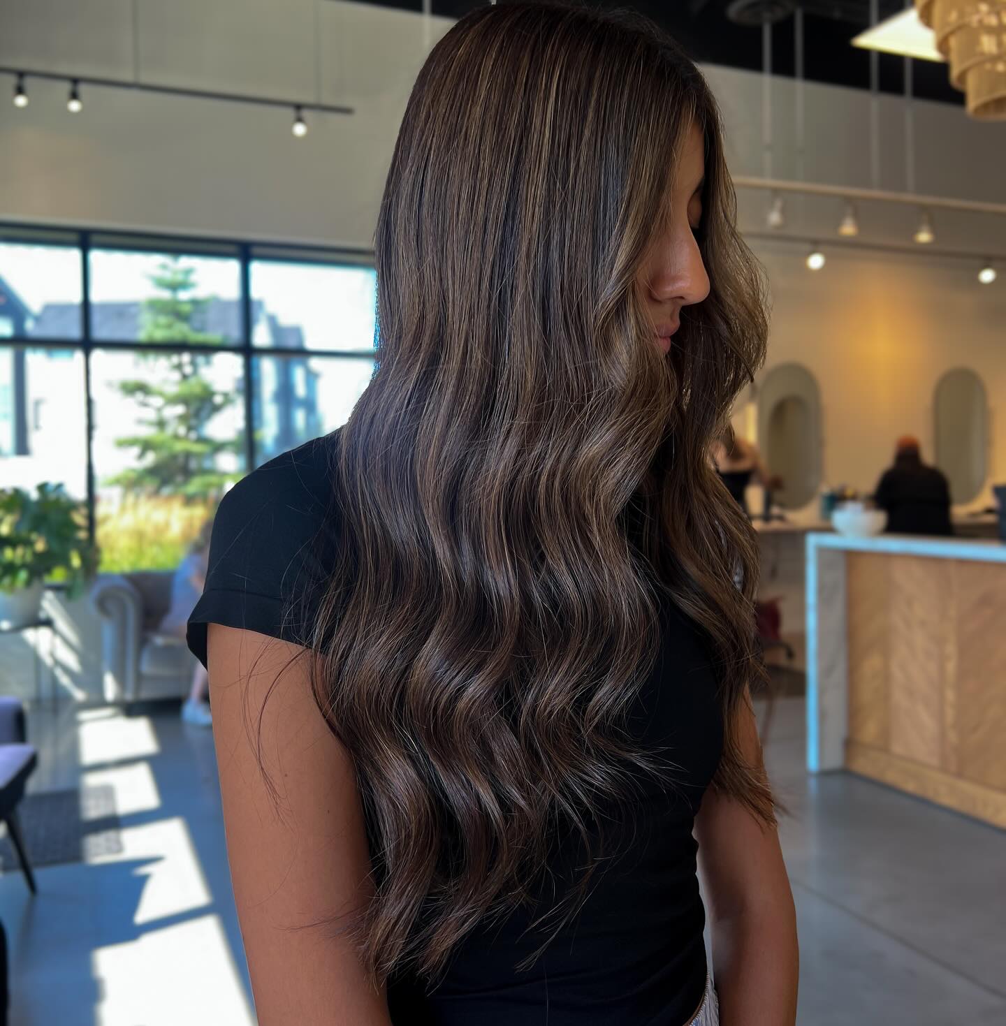 Glistening Long Brown Waves with Soft Dimension