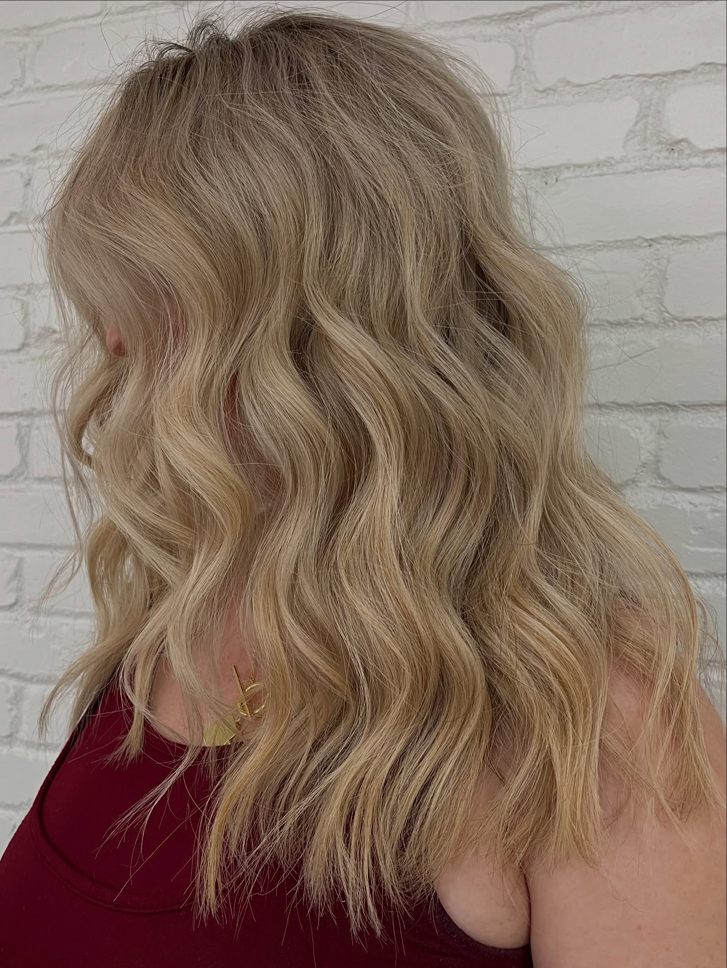 Textured Blonde Beach Waves with Soft Layers