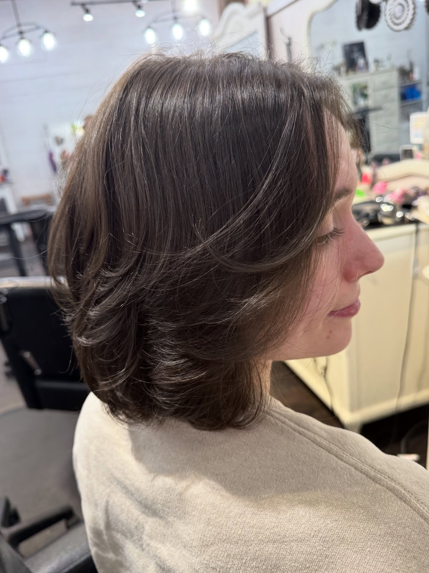 Chic Layered Cut with Subtle Volume