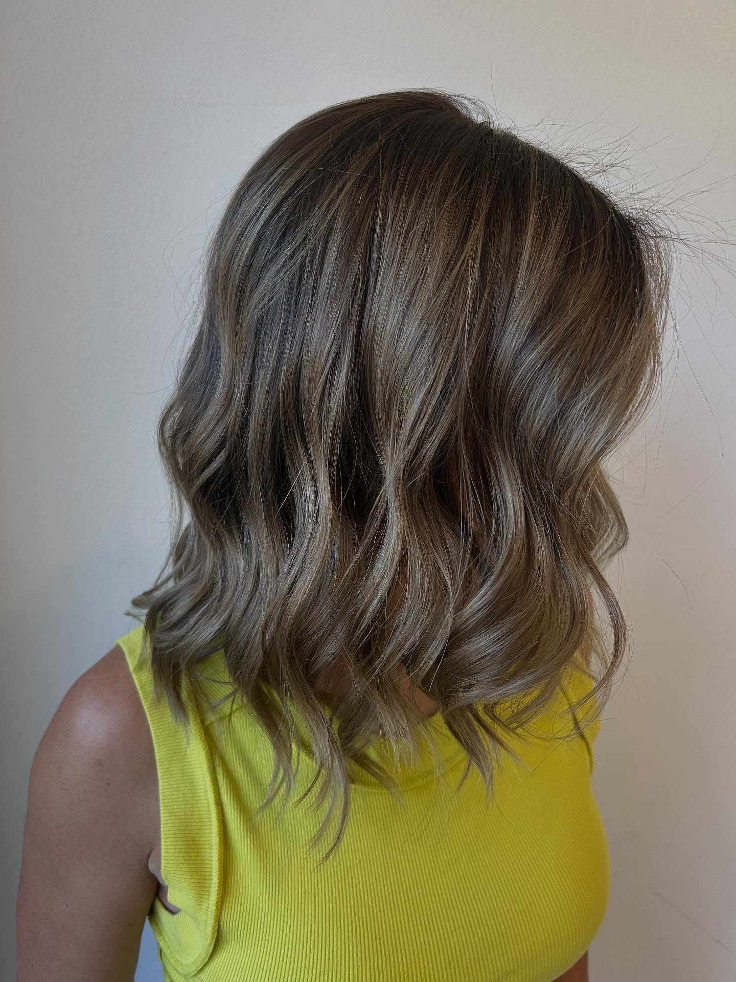 Modern Textured Shoulder-Length Waves