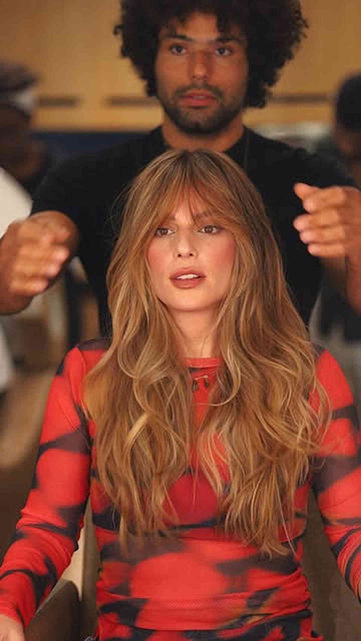 Long Layered Blonde Hair with Curtain Bangs