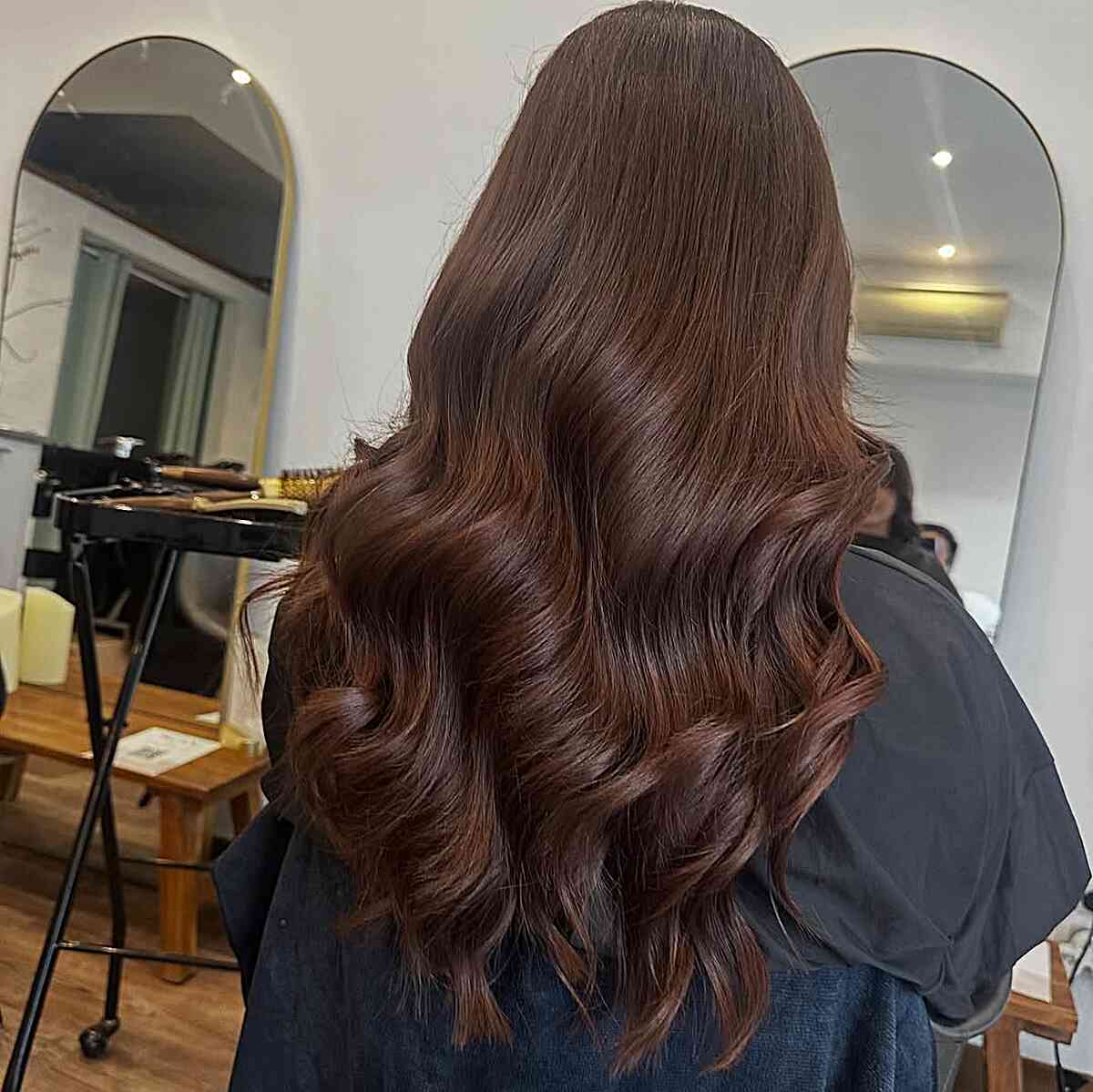 Luxurious Wavy Brown Locks