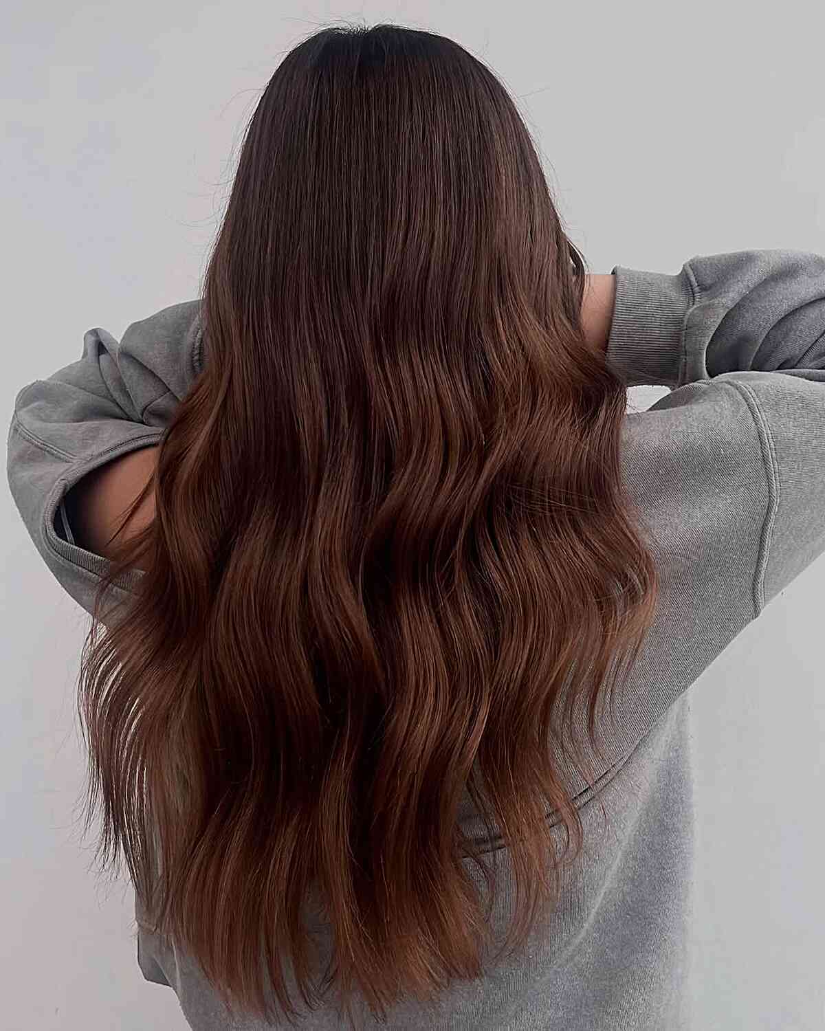 Elegant Chocolate Brown Waves