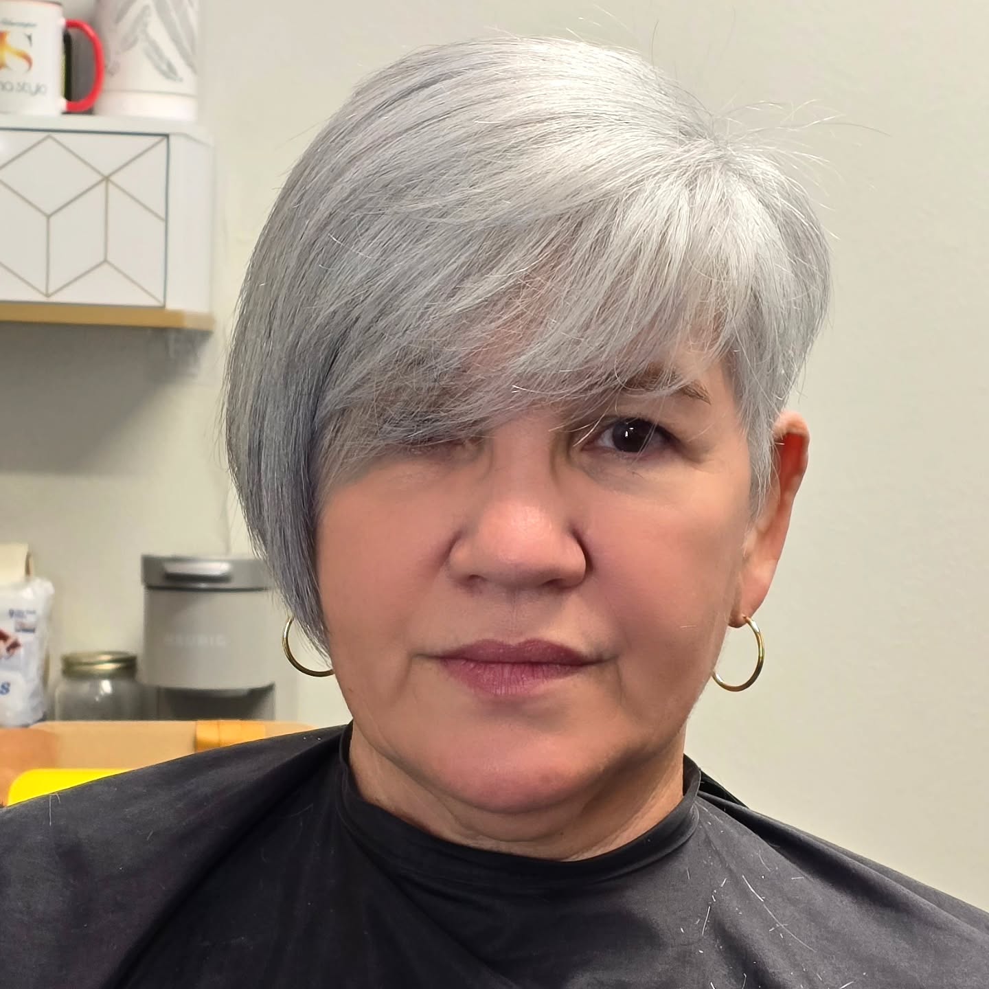 Chic Gradual Asymmetrical Funky Pixie with Soft Silver Tones