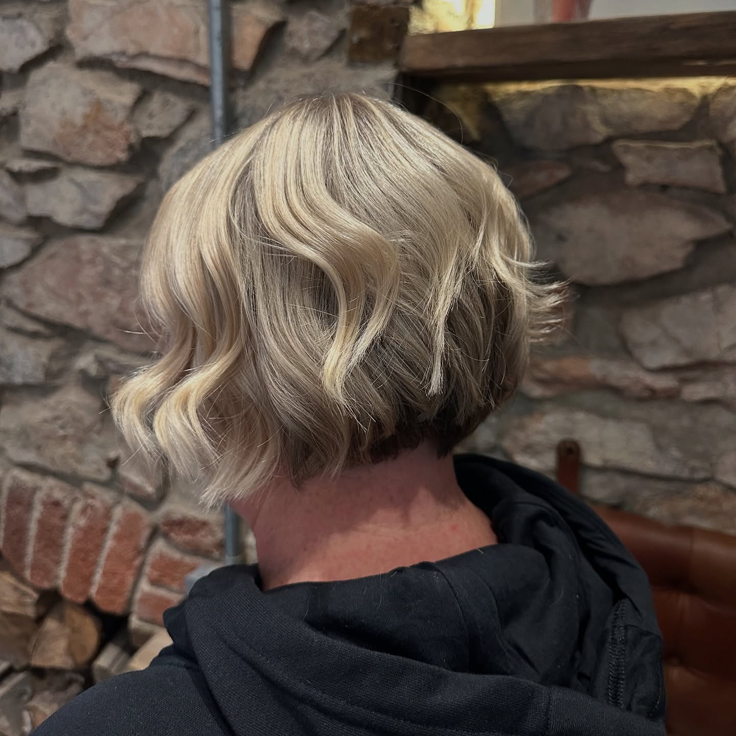 Chic Soft-Wave Bob with Textured Ends