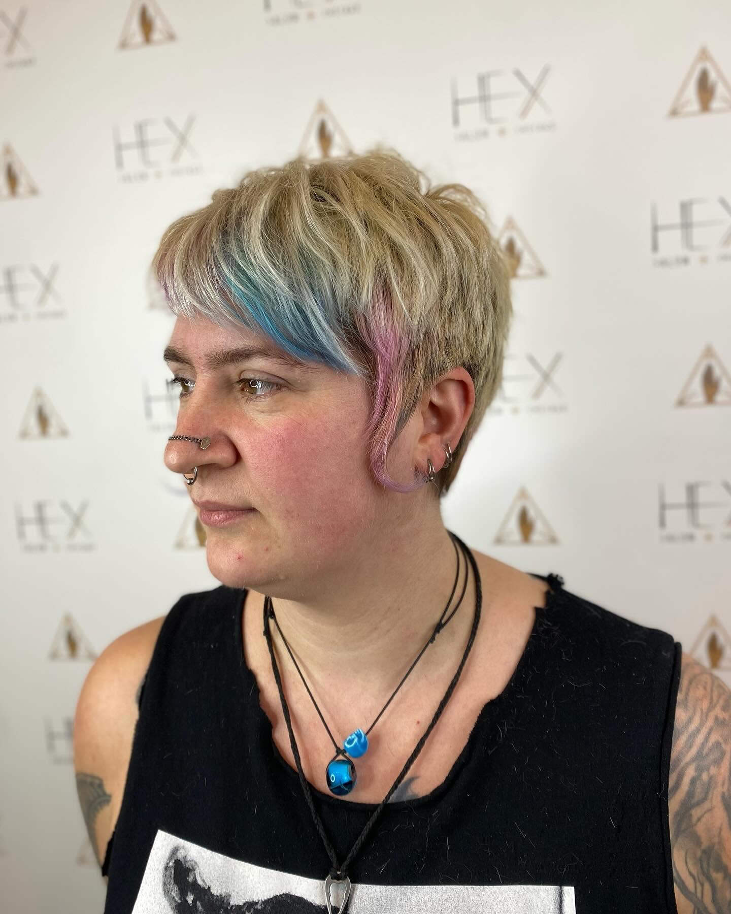 Dynamic Textured Funky Pixie with Pastel Accents