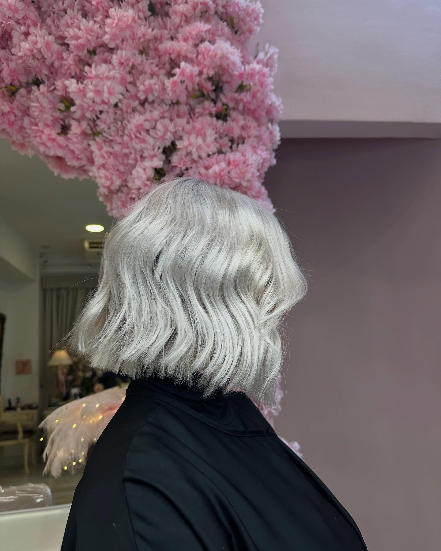 Textured Wavy Lob with Subtle Silver Highlights