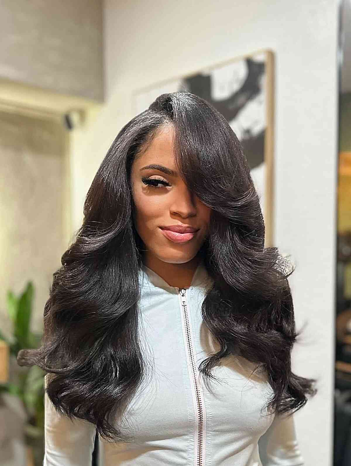 Voluminous Fluffy Long Waves