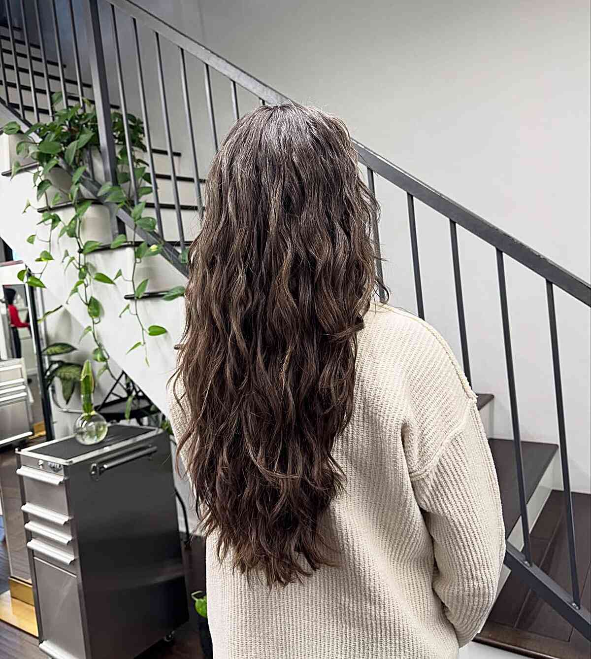 Long Wavy Shag with Textured Layers