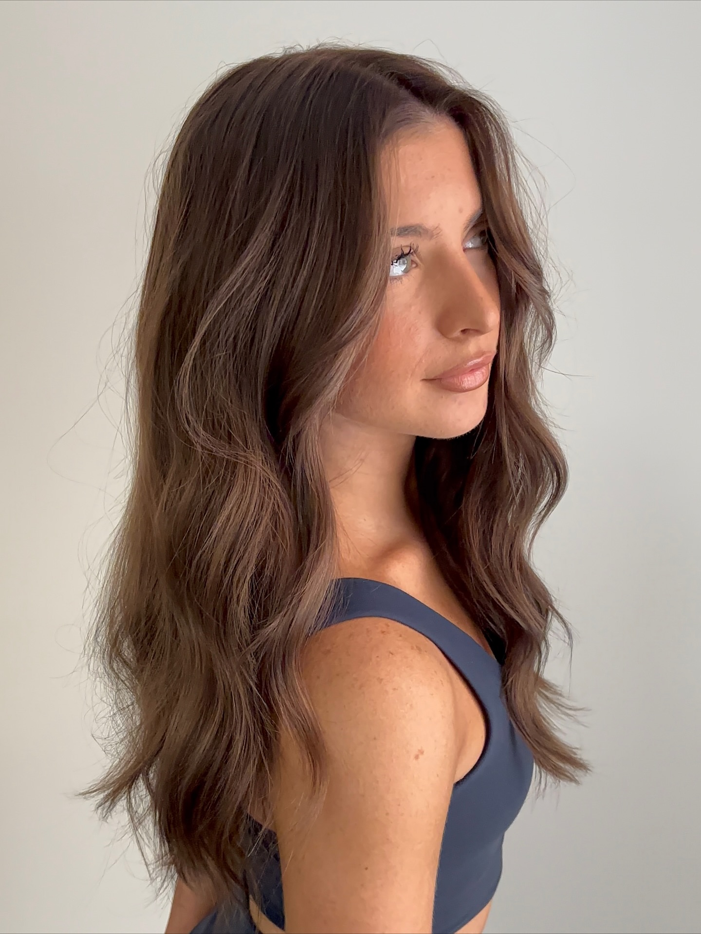 Chic Long Brunette Waves with Soft Texture