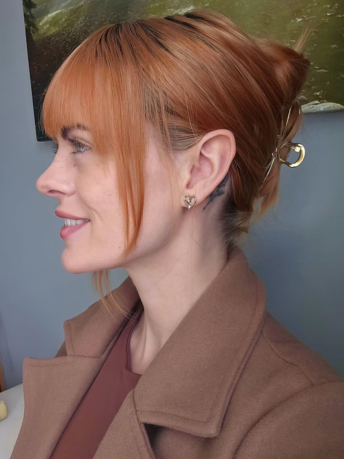 Copper Blunt Fringe with Soft Face‑Framing and Subtle Nape Taper