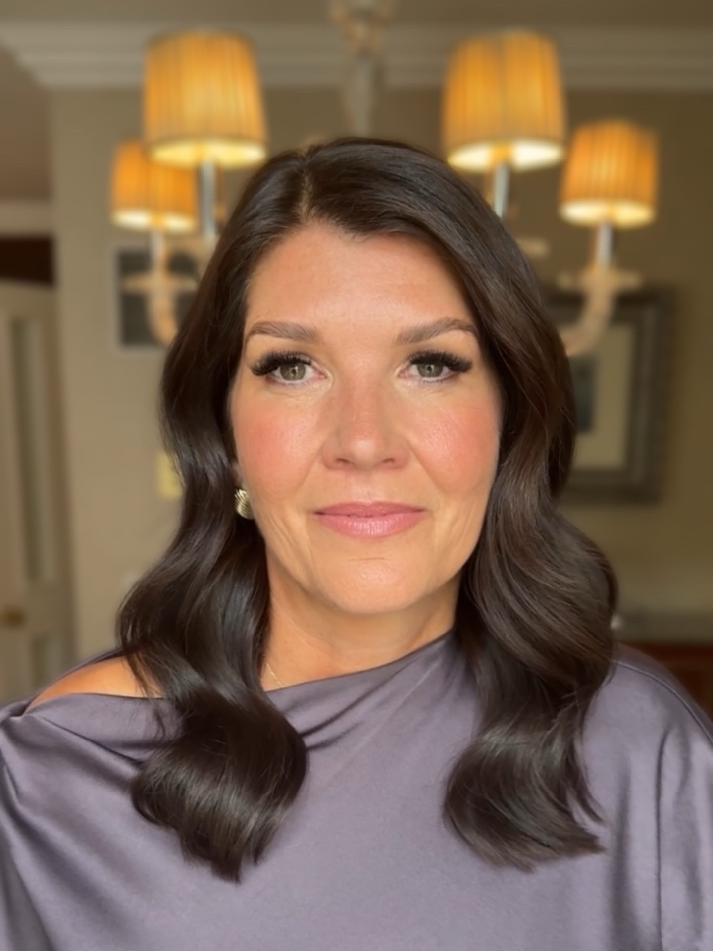 Deep Side-Parted Glossy Dark-Brown S-Wave Lob with Subtle Root Shadow