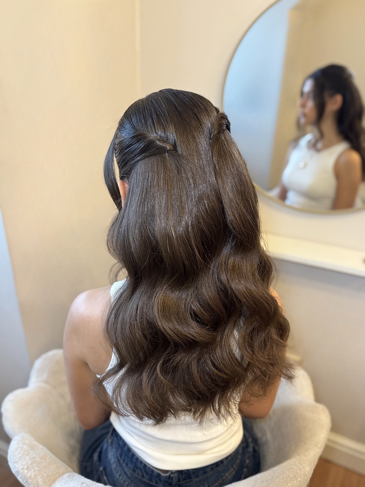 Glossy Chocolate Twists with Seamless Retro Finger Waves