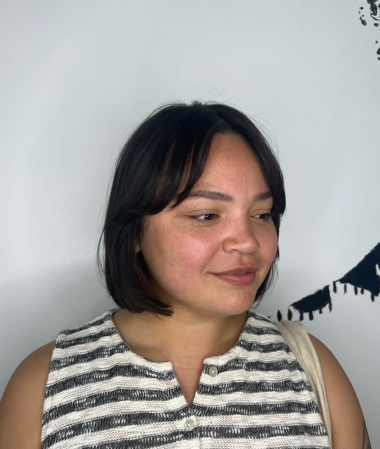 Jaw-Length Short Bob with Feathered Curtain Bangs