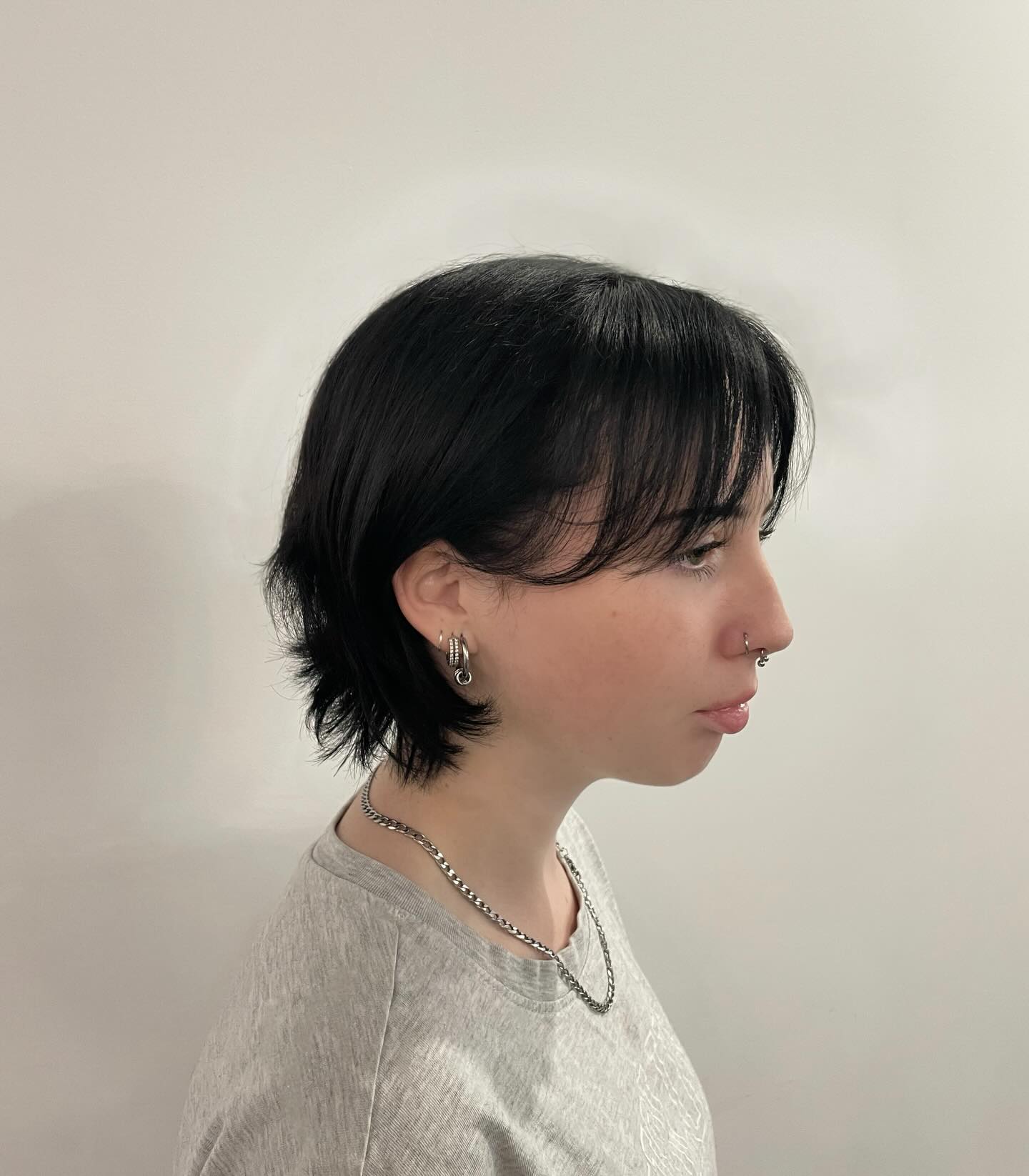 Short Feathered Mullet with Wispy Curtain Fringe