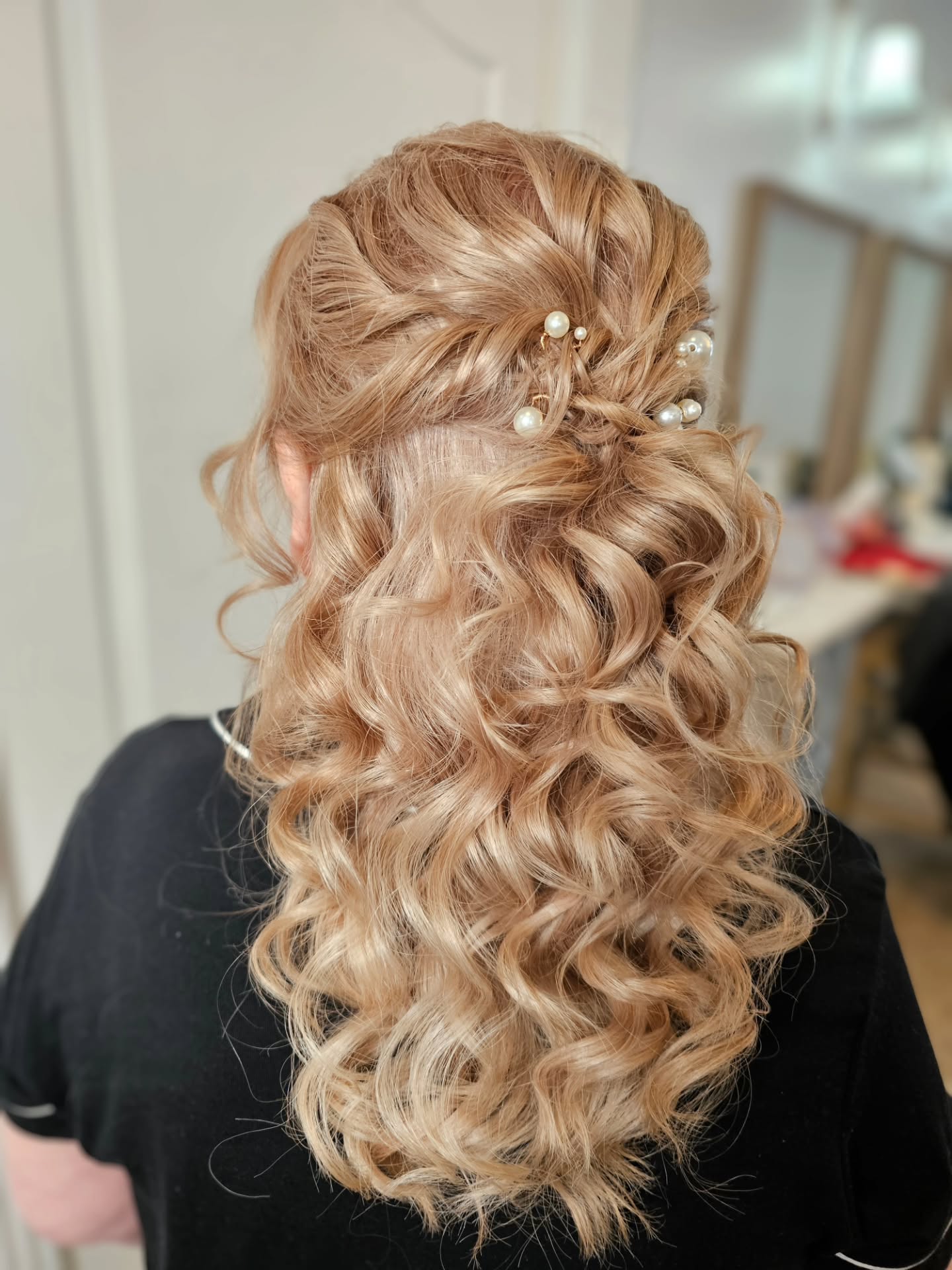 Warm Beige Half-Up Spiral Curls with Pearl Pins