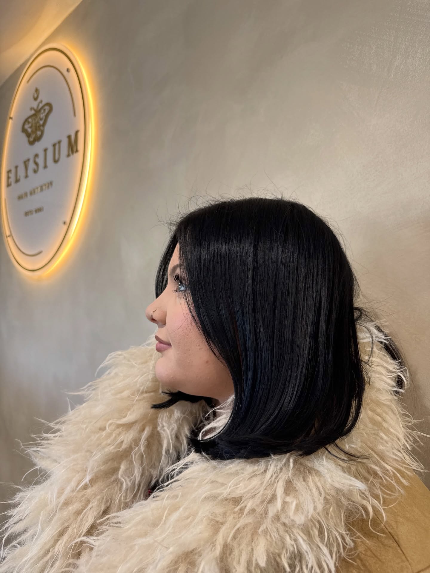 Glossy Blue-Black Blunt Lob with Turned-Under Ends