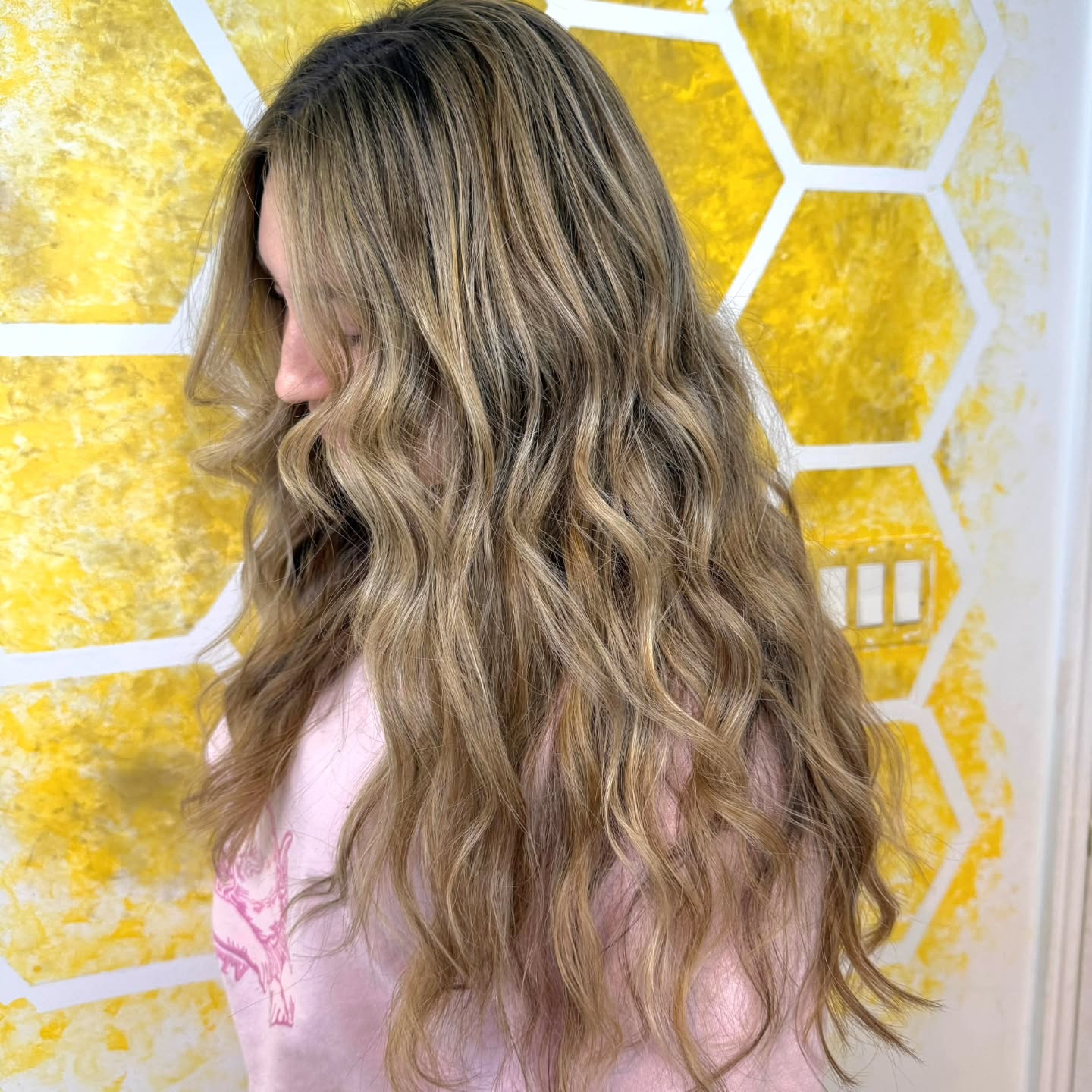 Long Ash-Blonde Beach Waves with Root-Shadow and Soft Curtain Layers