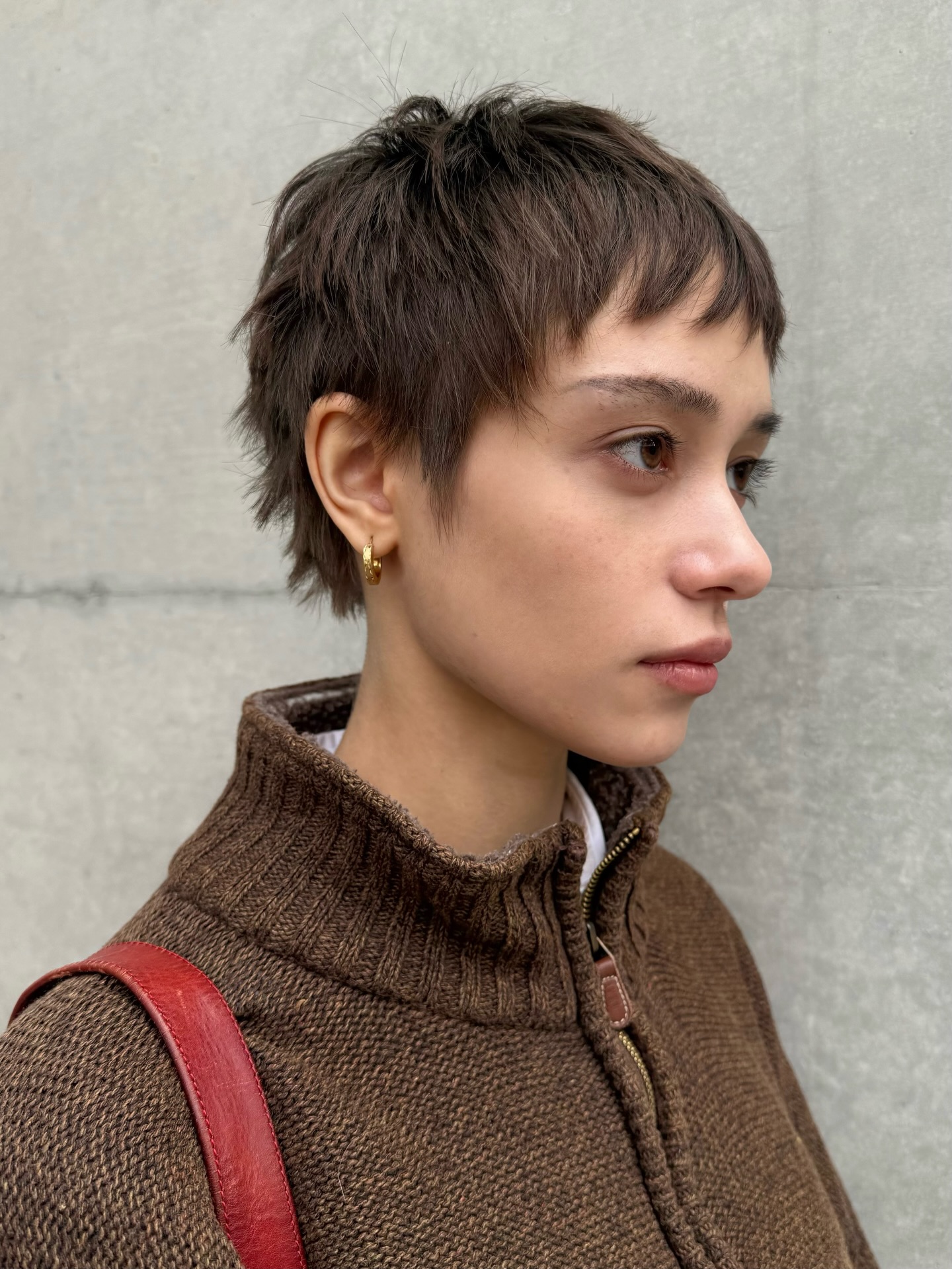 Razor-Textured Short Pixie with Feathered Nape and Micro Bangs