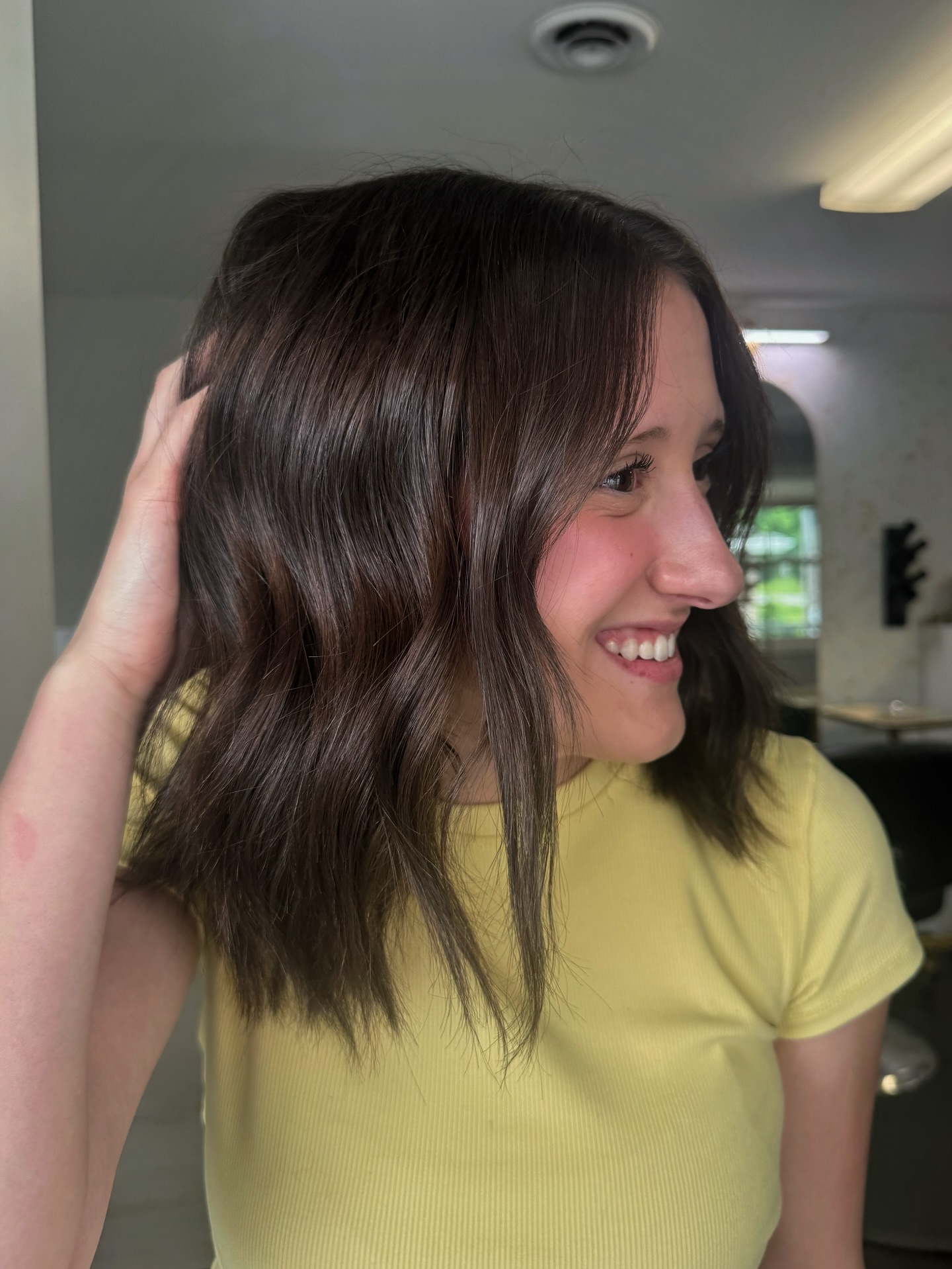 Shiny Chestnut Curtain-Lob with Subtle Point-Textured Ends