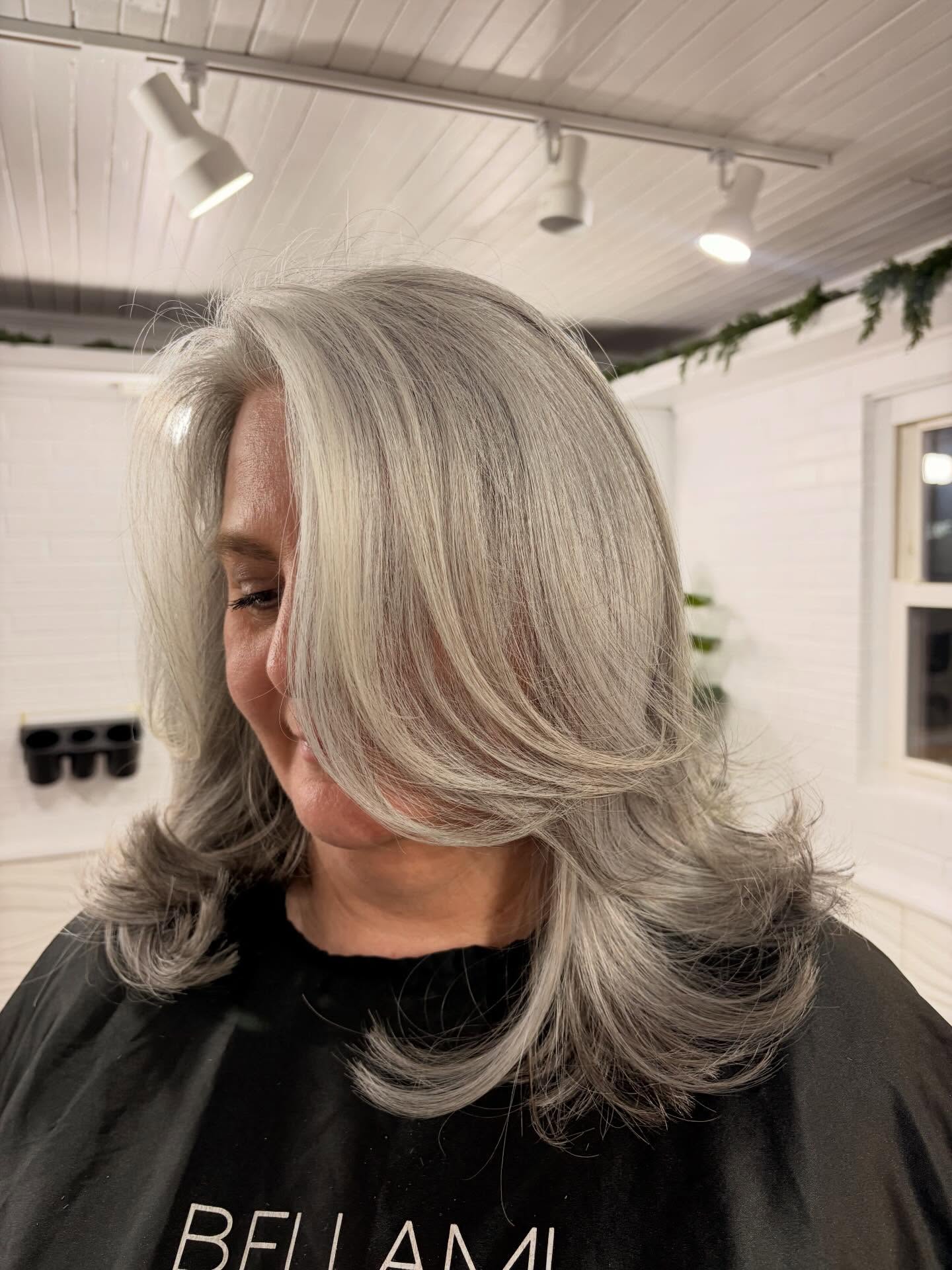 Silver Shoulder-Grazing Layers with Flipped Ends