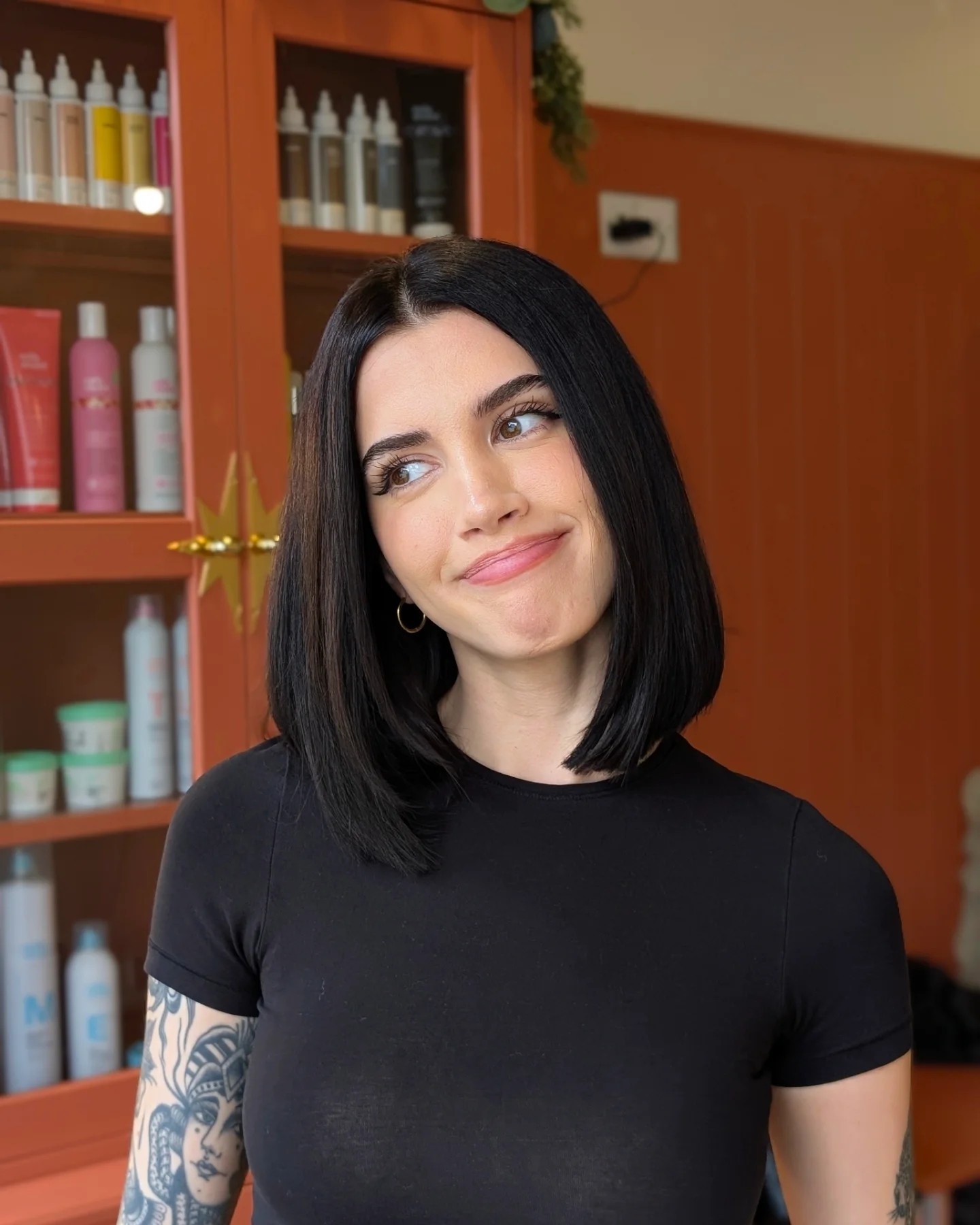Sleek Mid-Length Blunt Lob with Subtle Interior Graduation
