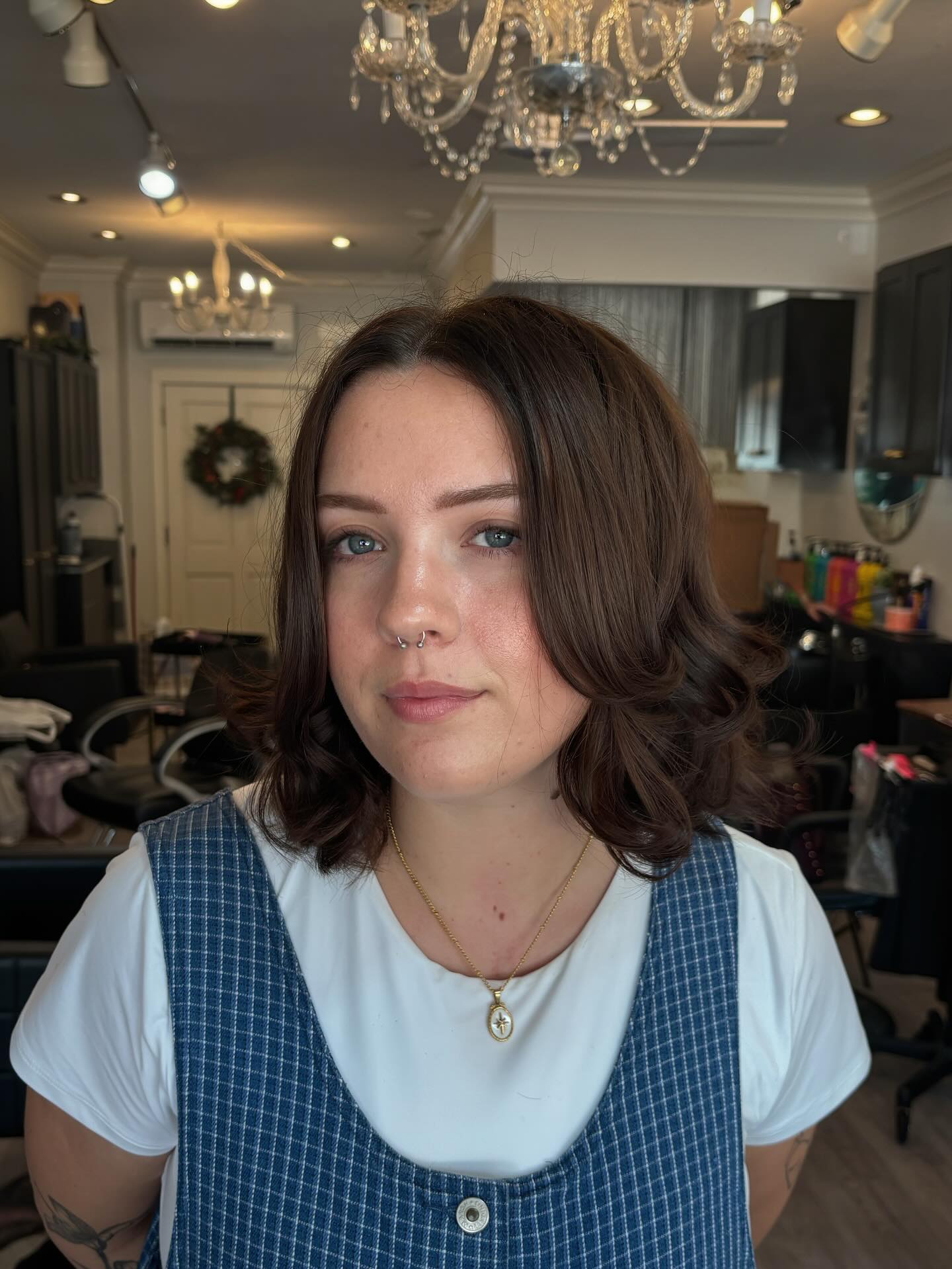 Soft Curtain-Framed Chocolate Bob with Flipped Ends