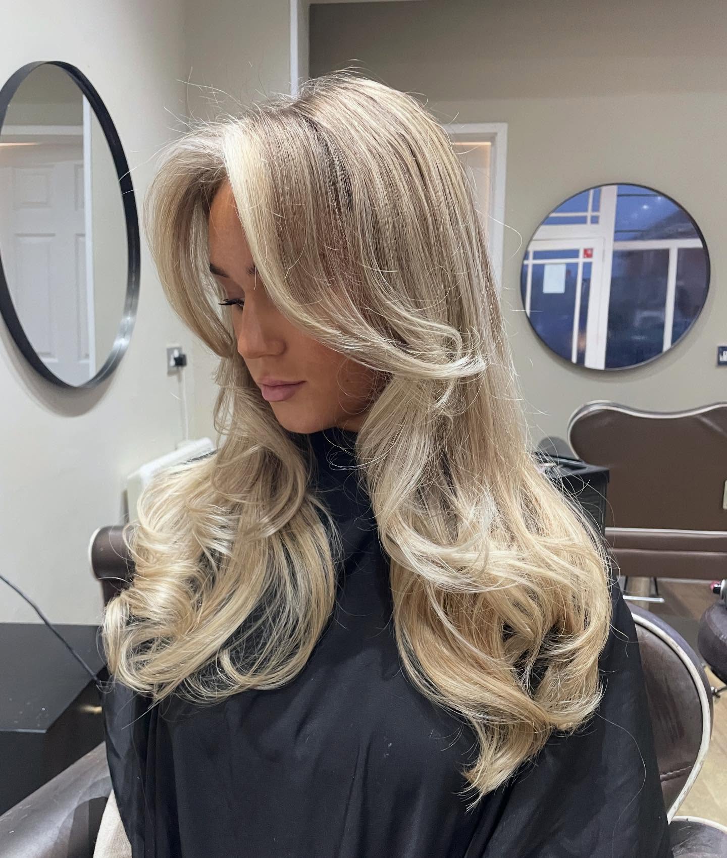 Voluminous Blowout Layers with Root-Smudge Ash Blonde