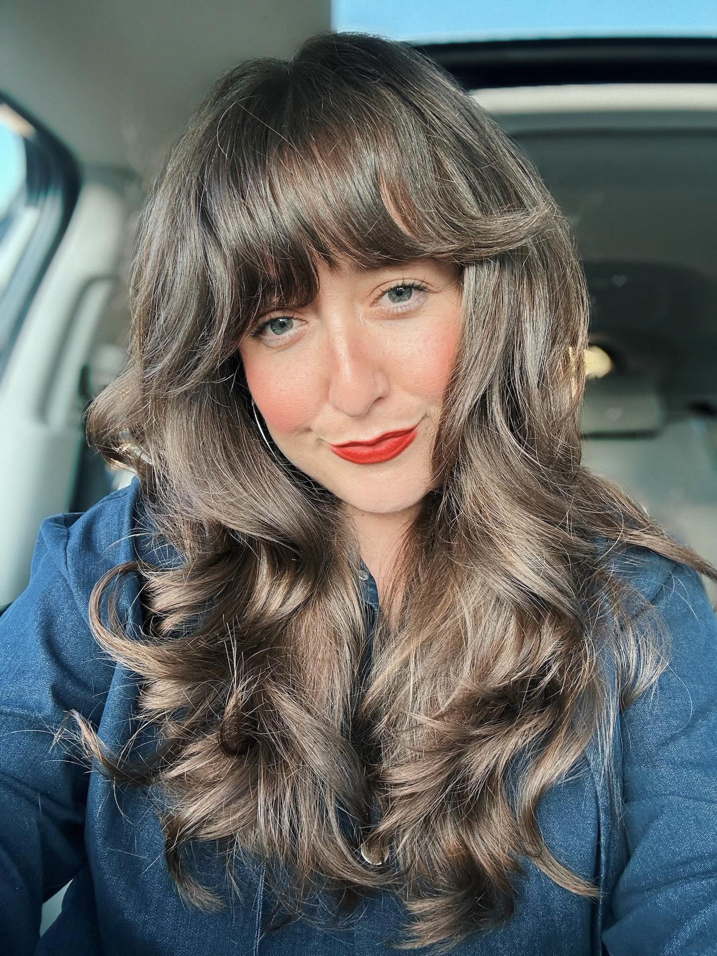 Voluminous Long Layers with Thick Feathered Fringe and Crown Lift