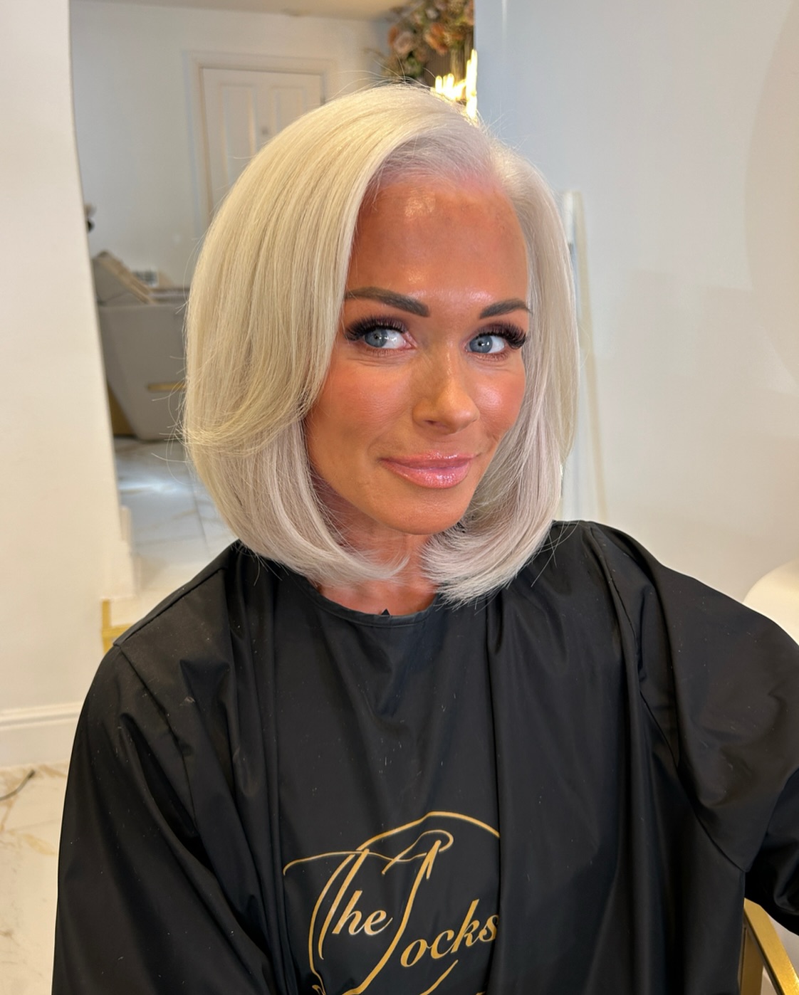 Platinum Blunt Bob with Soft Interior Layers