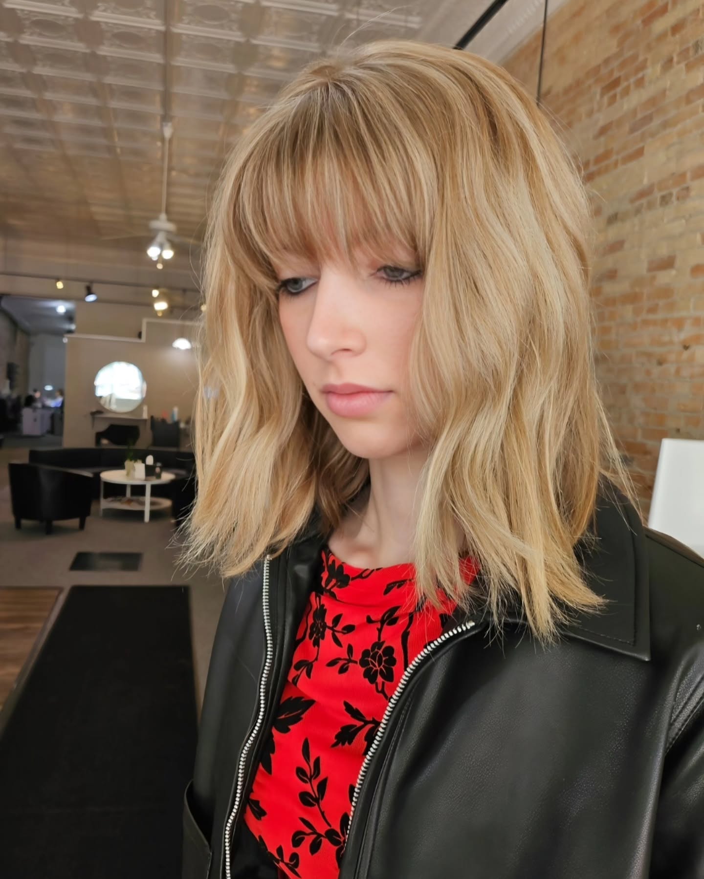 Effortless Blunt Fringe on a Textured Shoulder-Length Lob