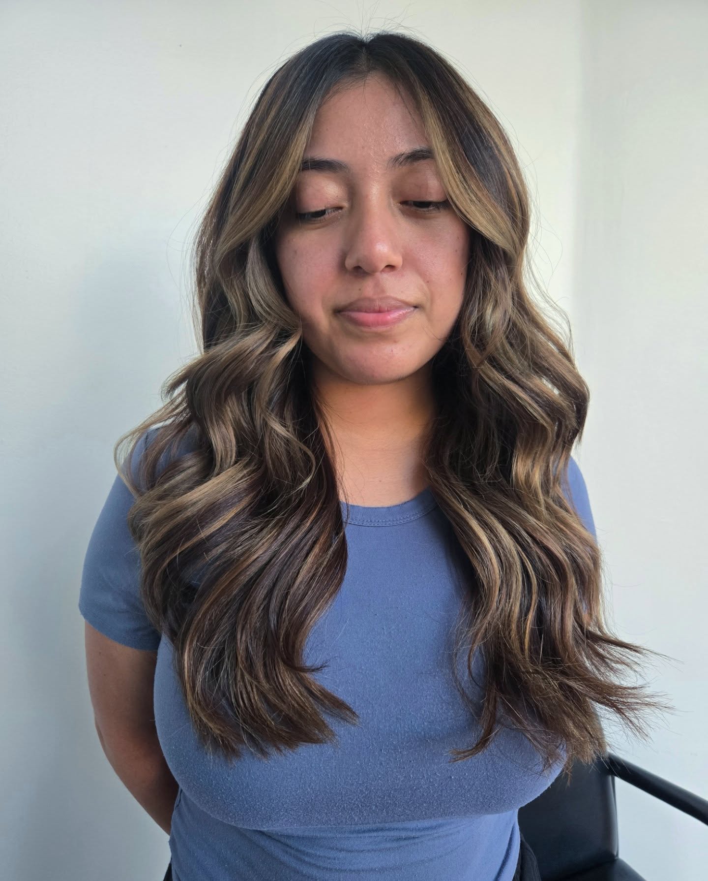 Face-Framing Bronde Balayage with Long Layered Waves