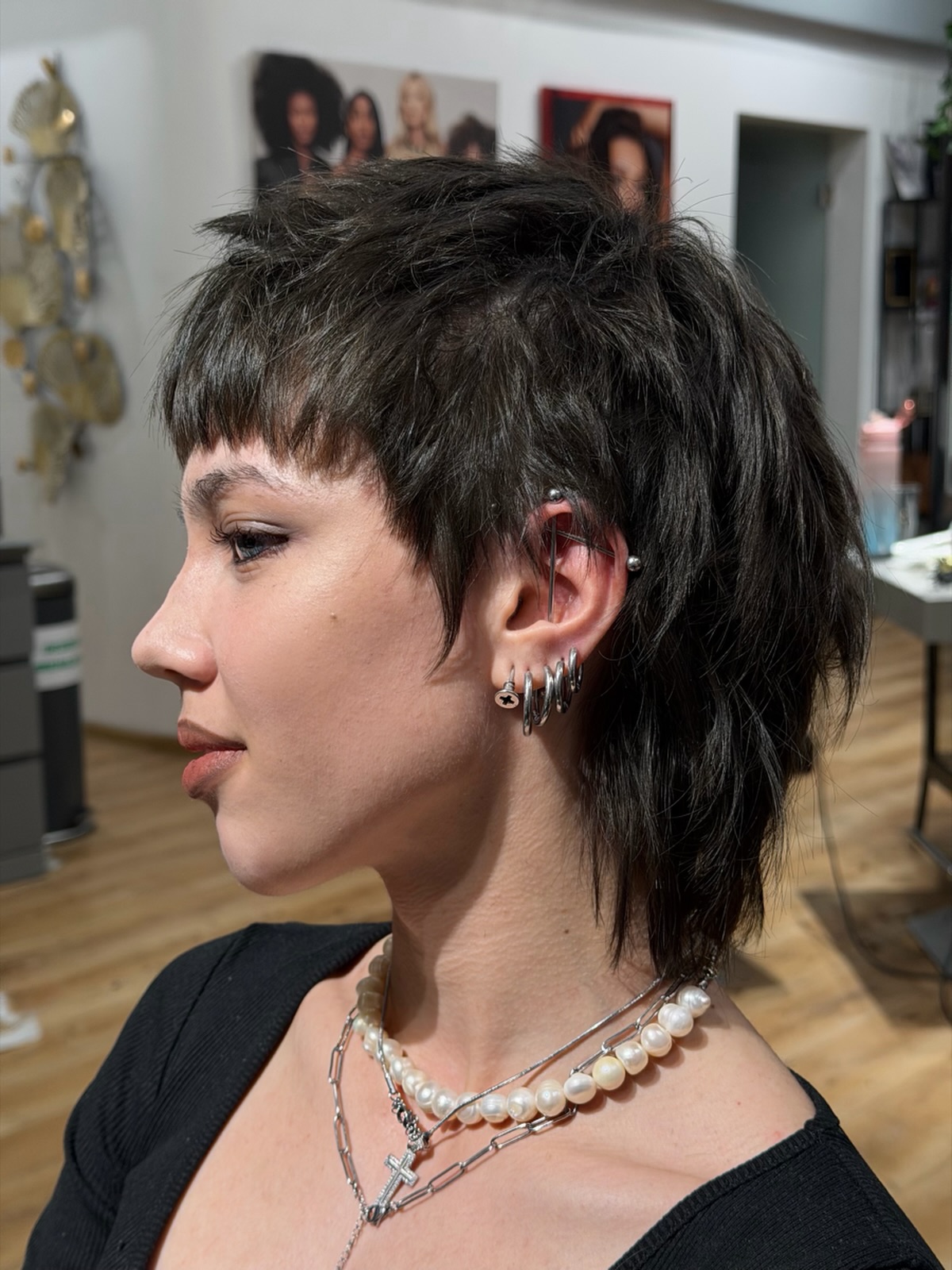 Feathered Mullet Crop with Blunt Micro Fringe and Ear-Contour Tapers