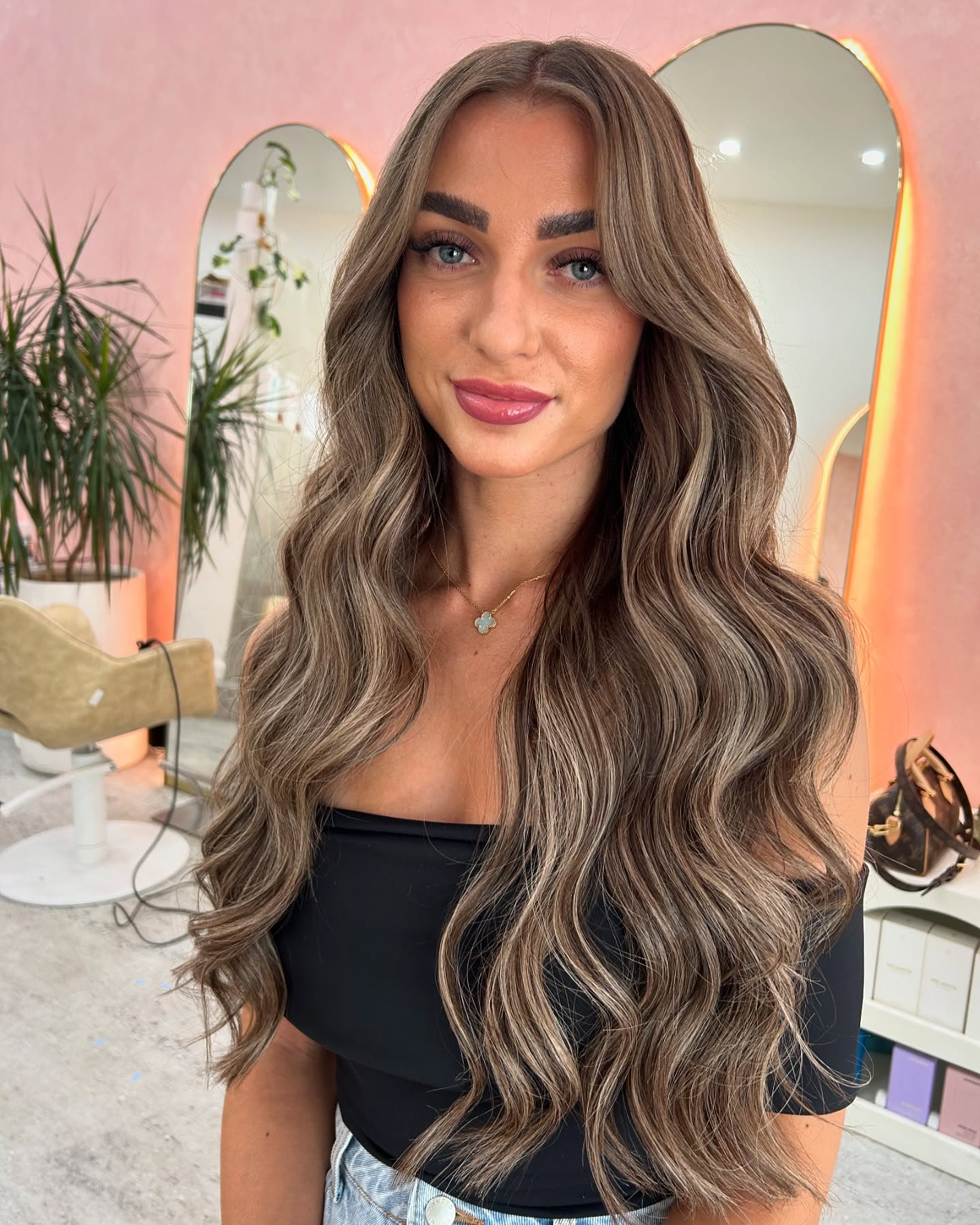 Long Ash‑Bronde Waves with Center‑Part Curtain Layers